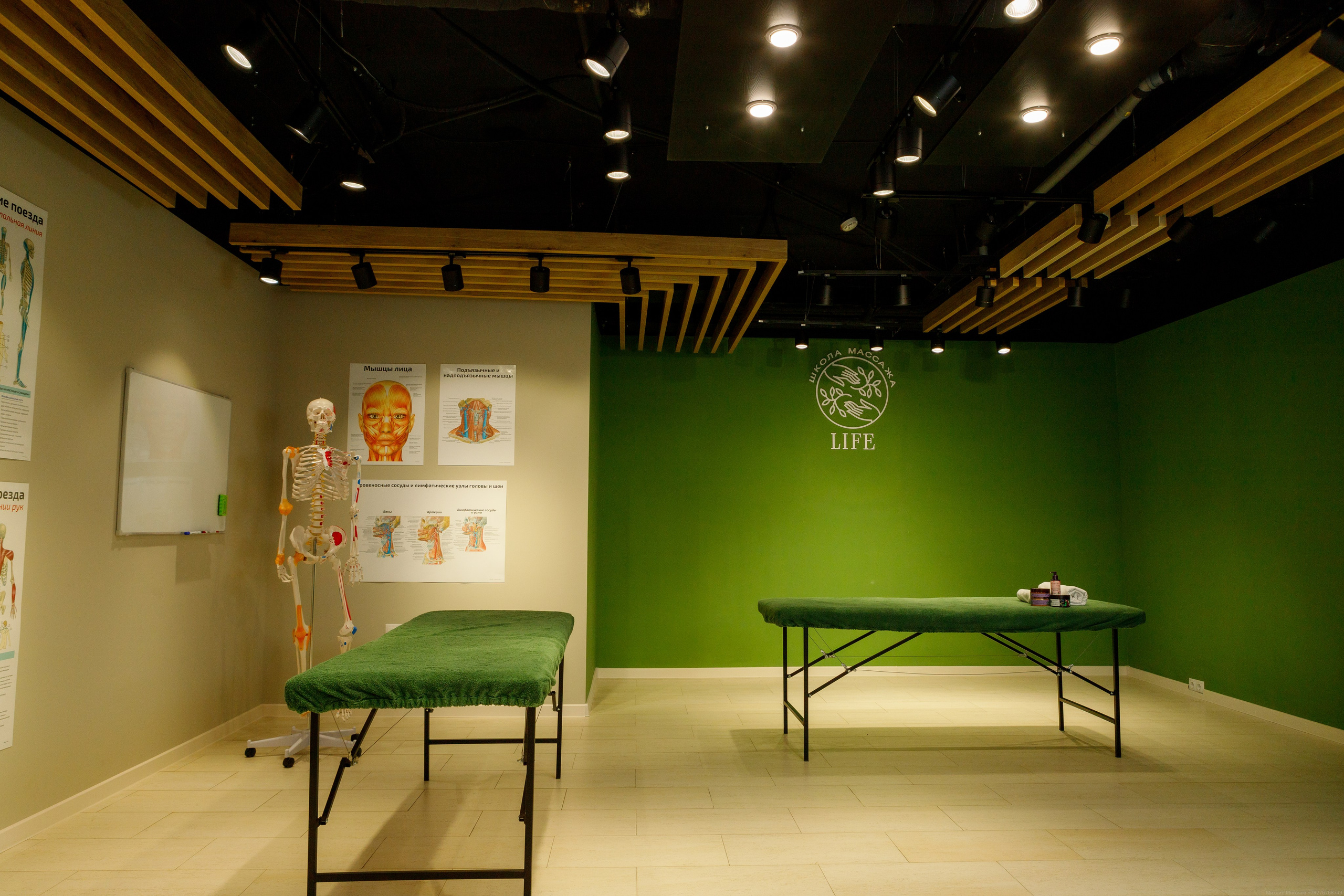 Интерьерная съемка для Massage Life 2024. Выпускные альбомы Казань. Семейный и детский фотограф Михаил Мигачев