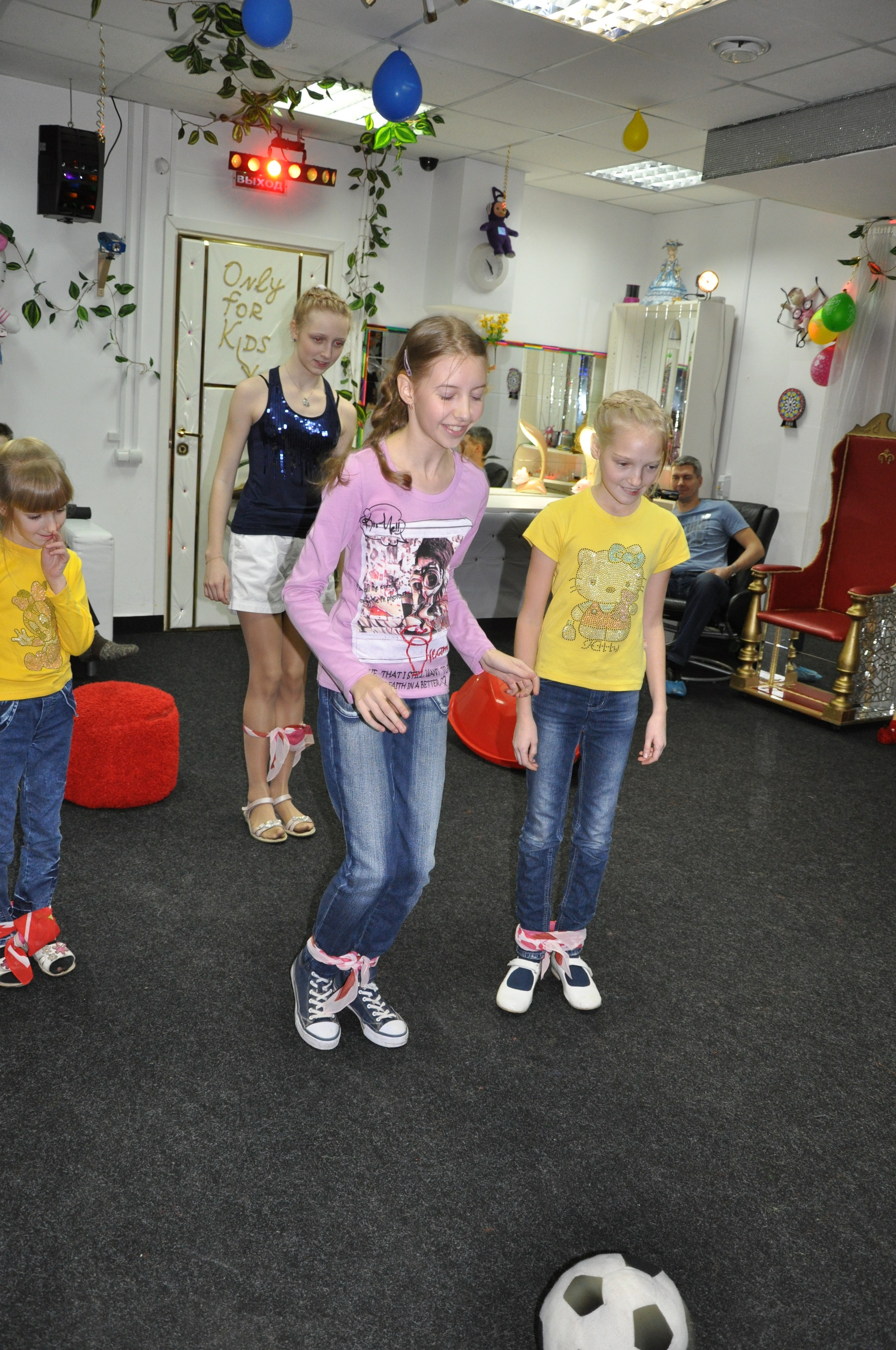 Катя ДР 13 лет 01.12.2012. Семейный, Свадебный фотограф СПБ Питер— Романова Екатерина