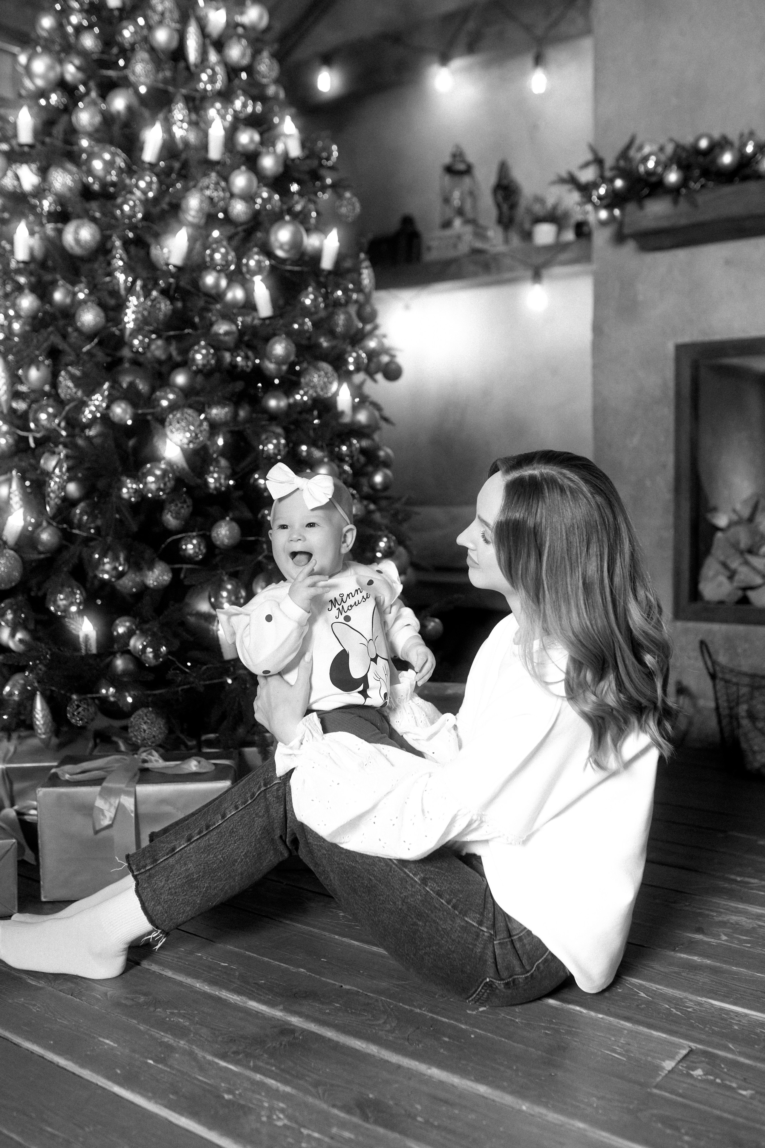 Семейная новогодняя фотосессия в студии. Сестры Карабаза. Фотографы и ретушеры в Москве и Санкт-Петербурге