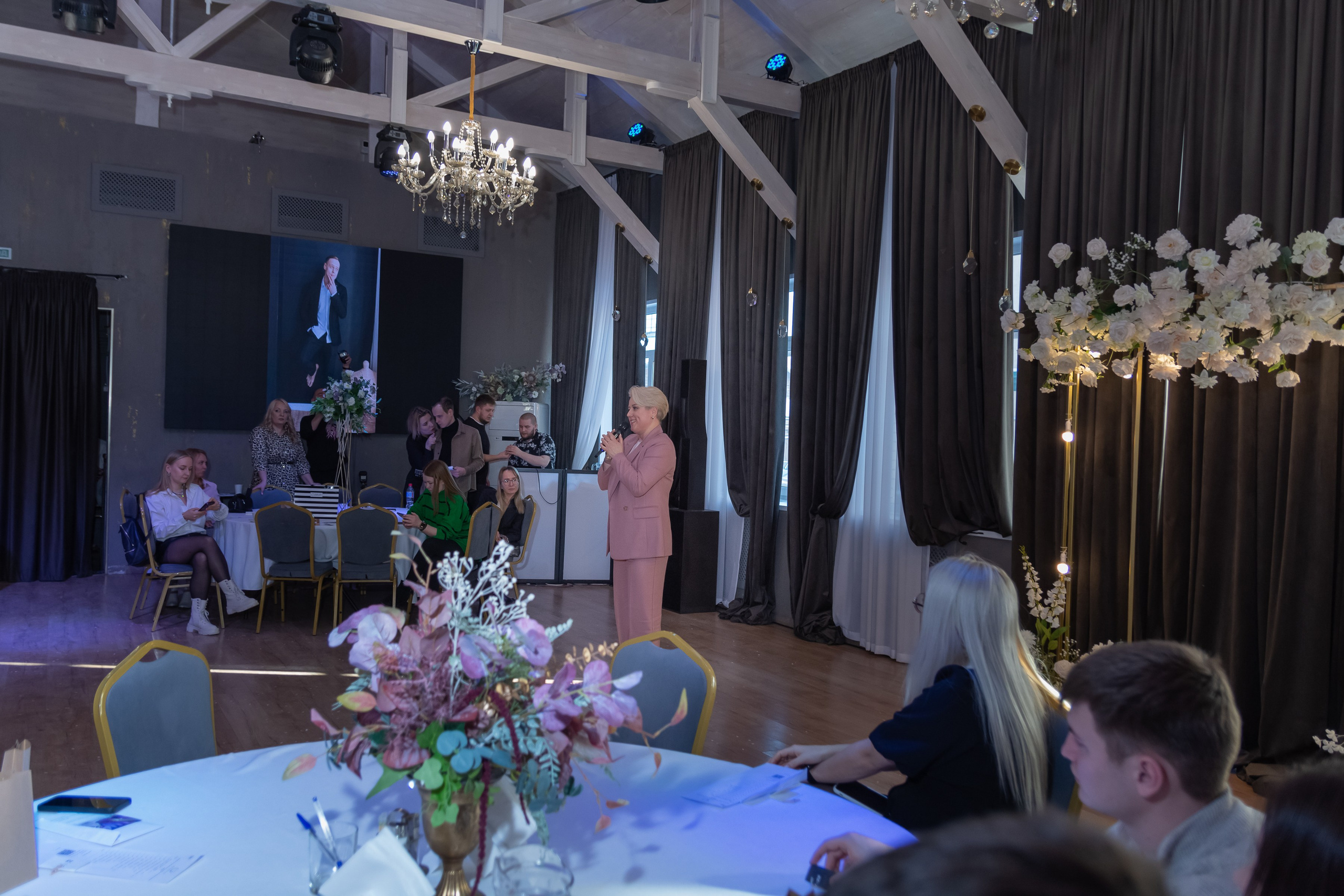 Свадебное чаепитие для молодоженов