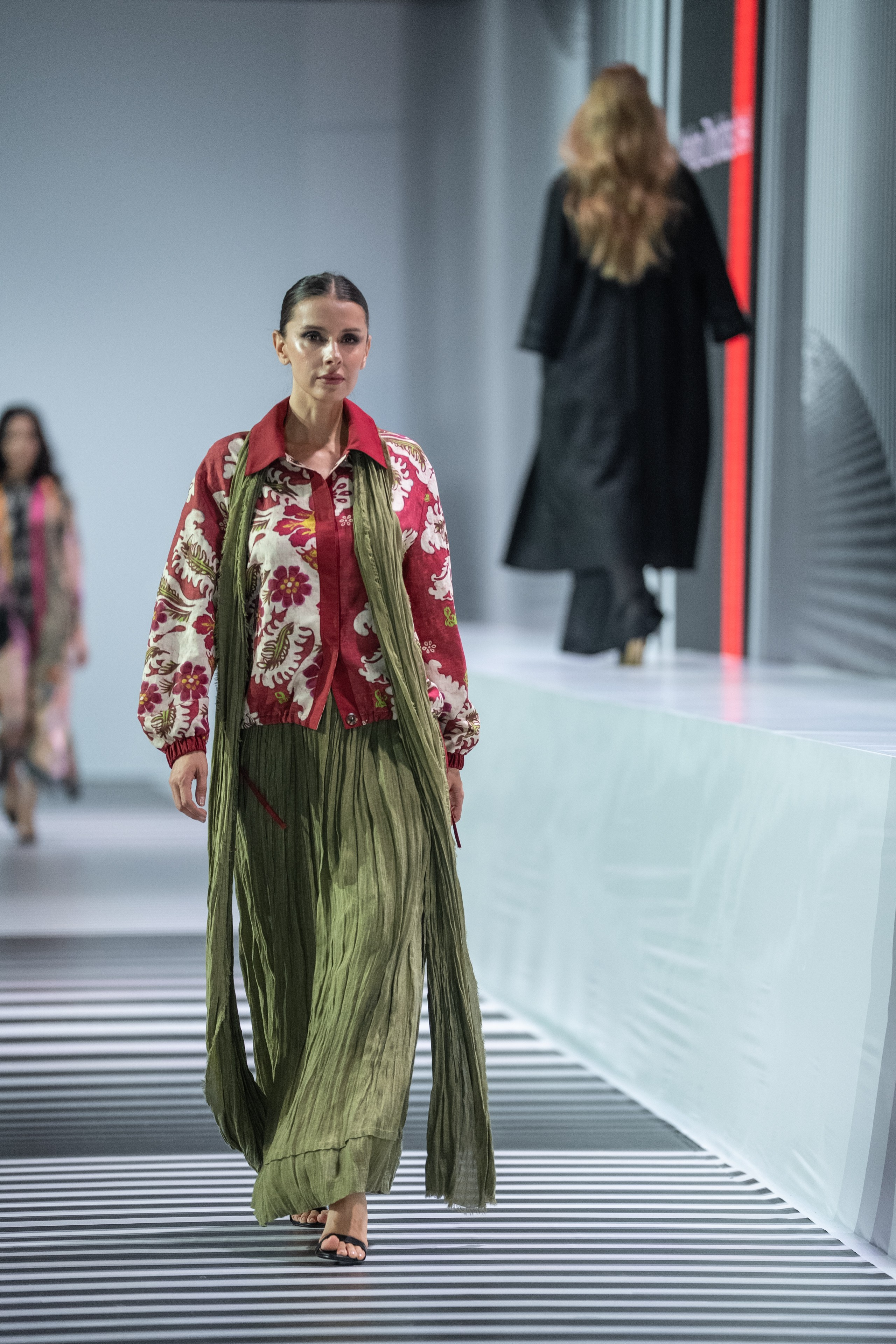 Brad YEARLAN ZHOLDASBEK. Сайт Алматинского НЮ АРТ, будуар и фэшн фотографа Дениса Карпенко