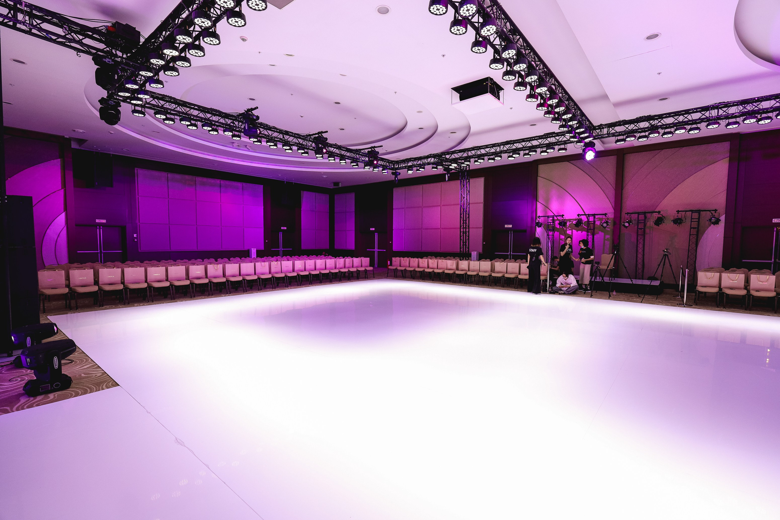 Неделя моды Сочи. Репортажный и fashion фотограф в Москве Сергей Бардин