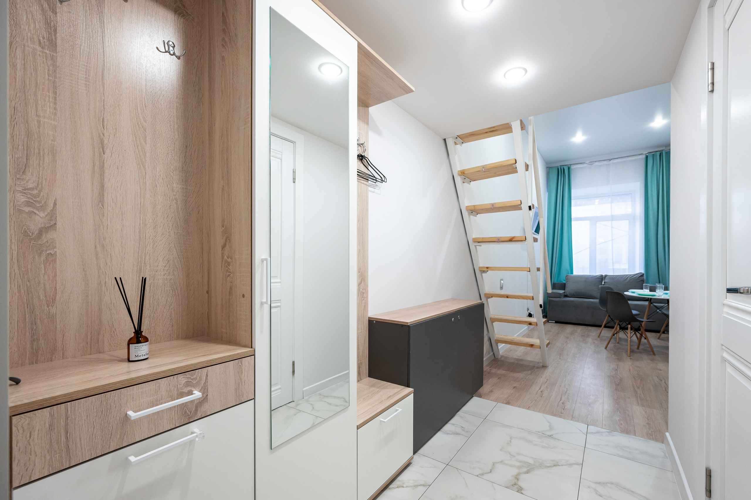 Студия на Коломенской. Интерьерный фотограф. Фото- видеосъемка недвижимости Санкт-Петербург