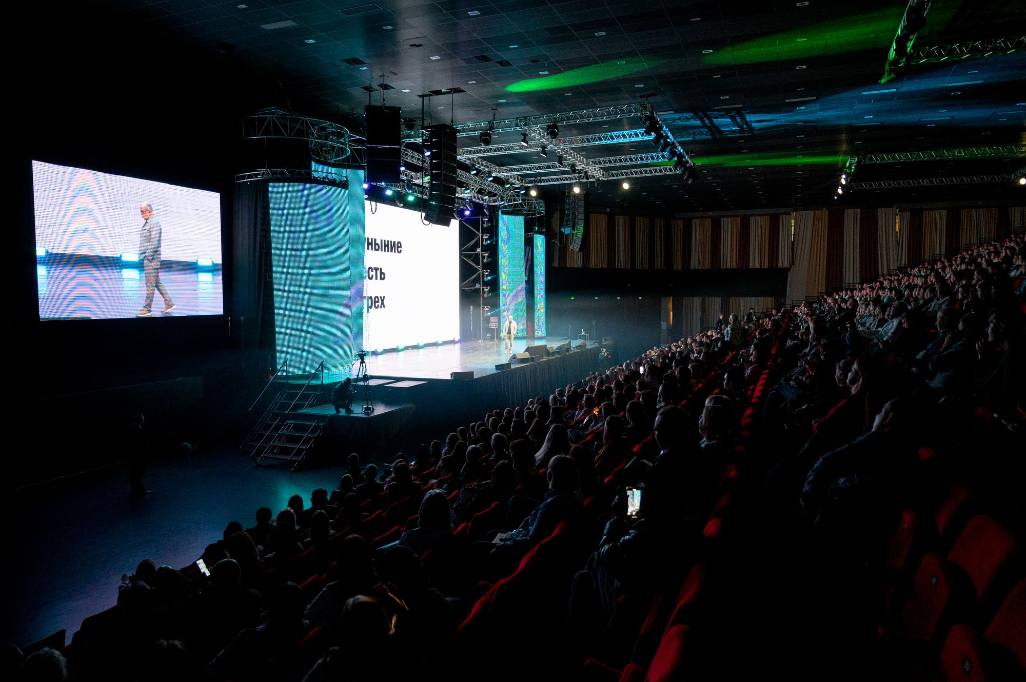 Сбер Бизнес Фест 2025. Фотограф для бизнеса Антон Горин