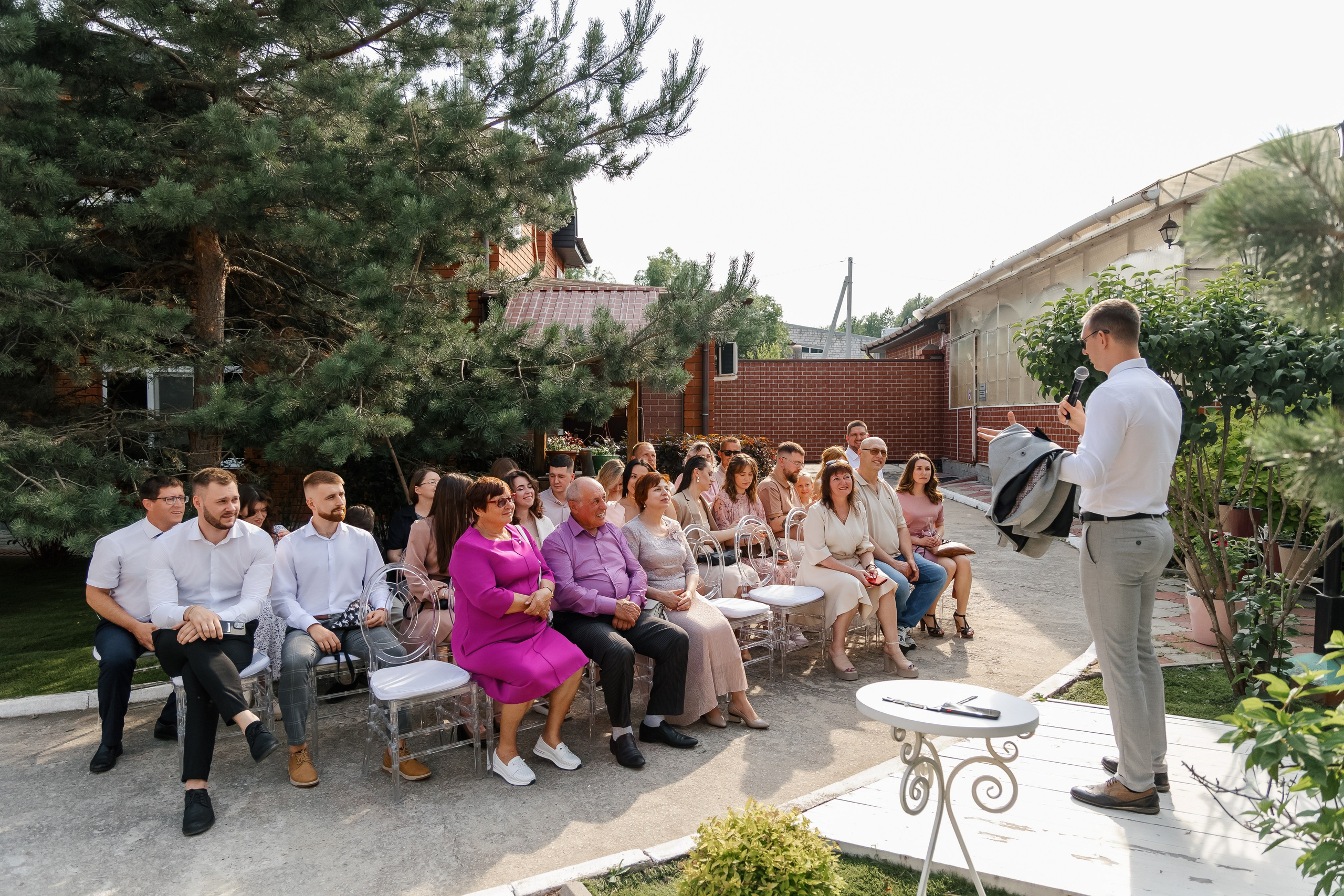 Максим и Юля. Дом офицеров. Свадебный фотограф в Хабаровске