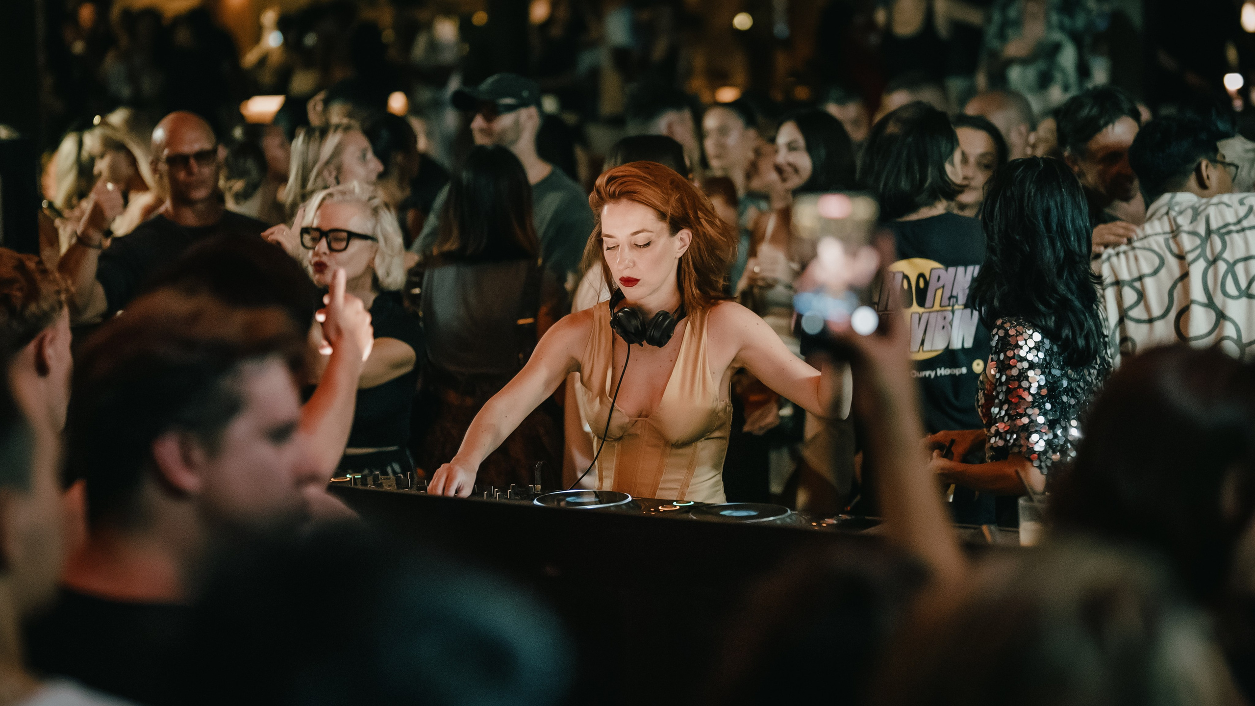 Gerd Janson and Tijana T performance in Desa Kitsune, Bali. Сергей Зворыгин