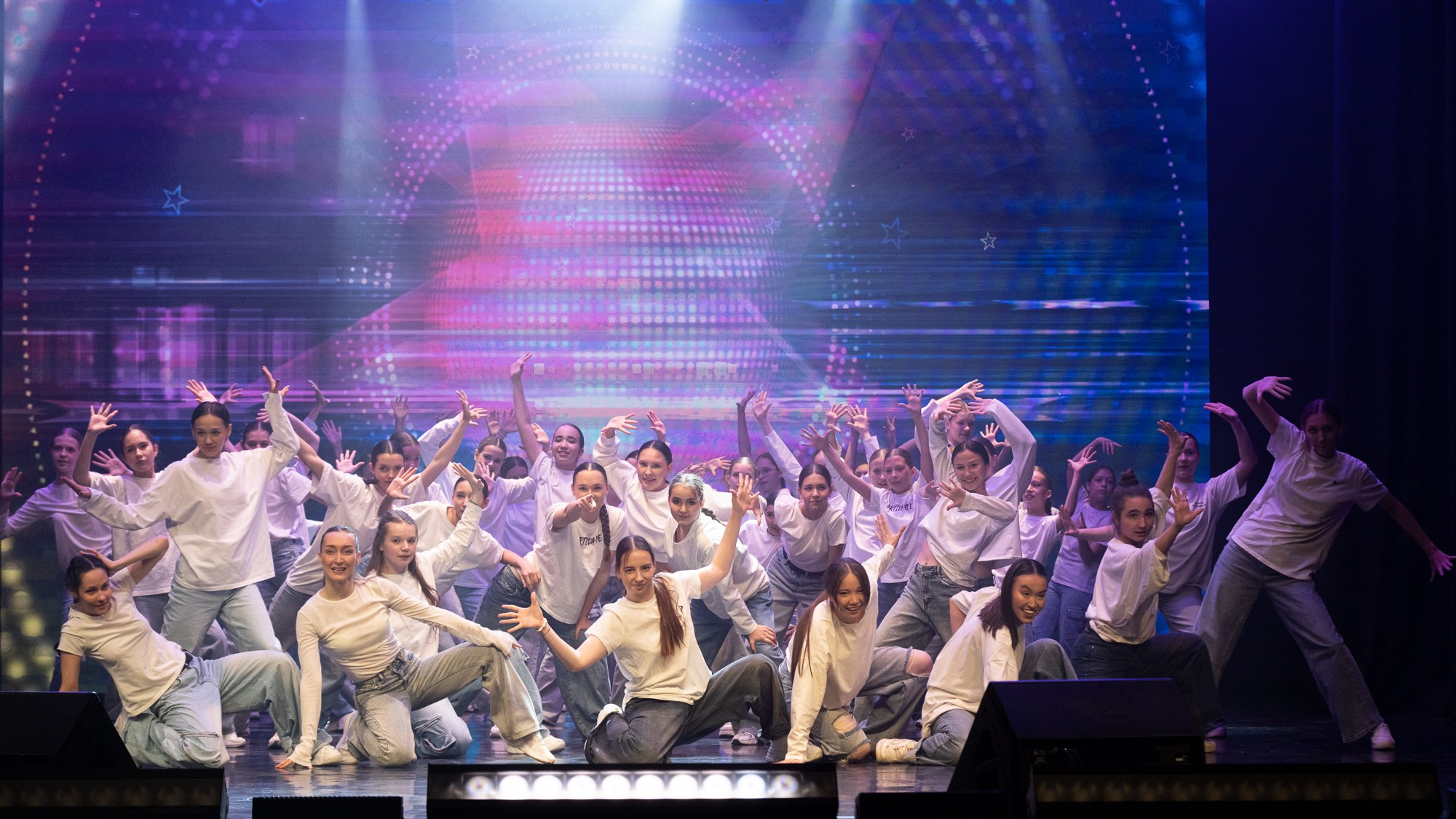 Отчетный концерт студии танца ARTIDANCE. Репортажный фотограф в Казани Павел Серпокрылов