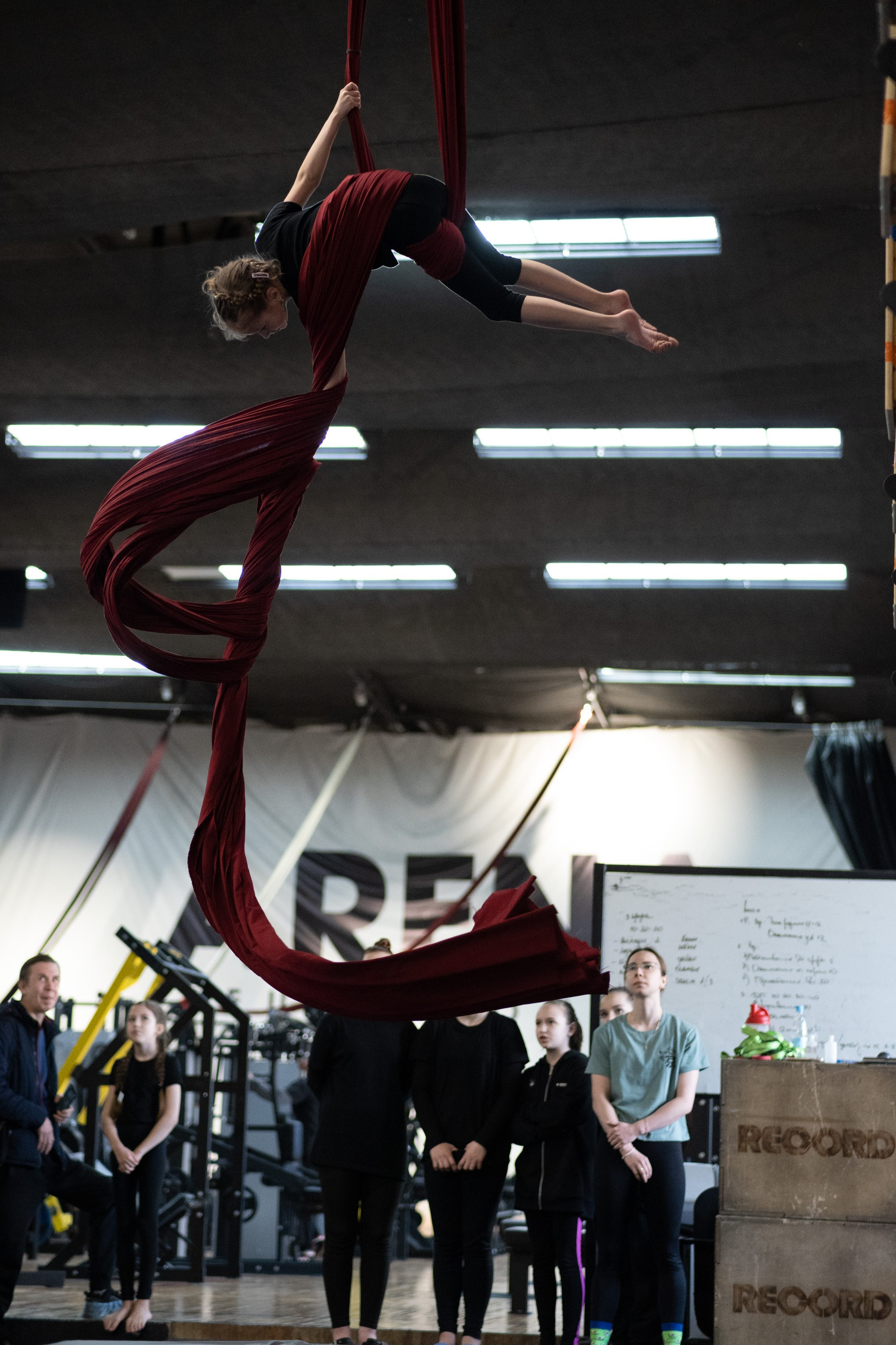Внутриклубные соревнования по воздушной гимнастике 02.04.23