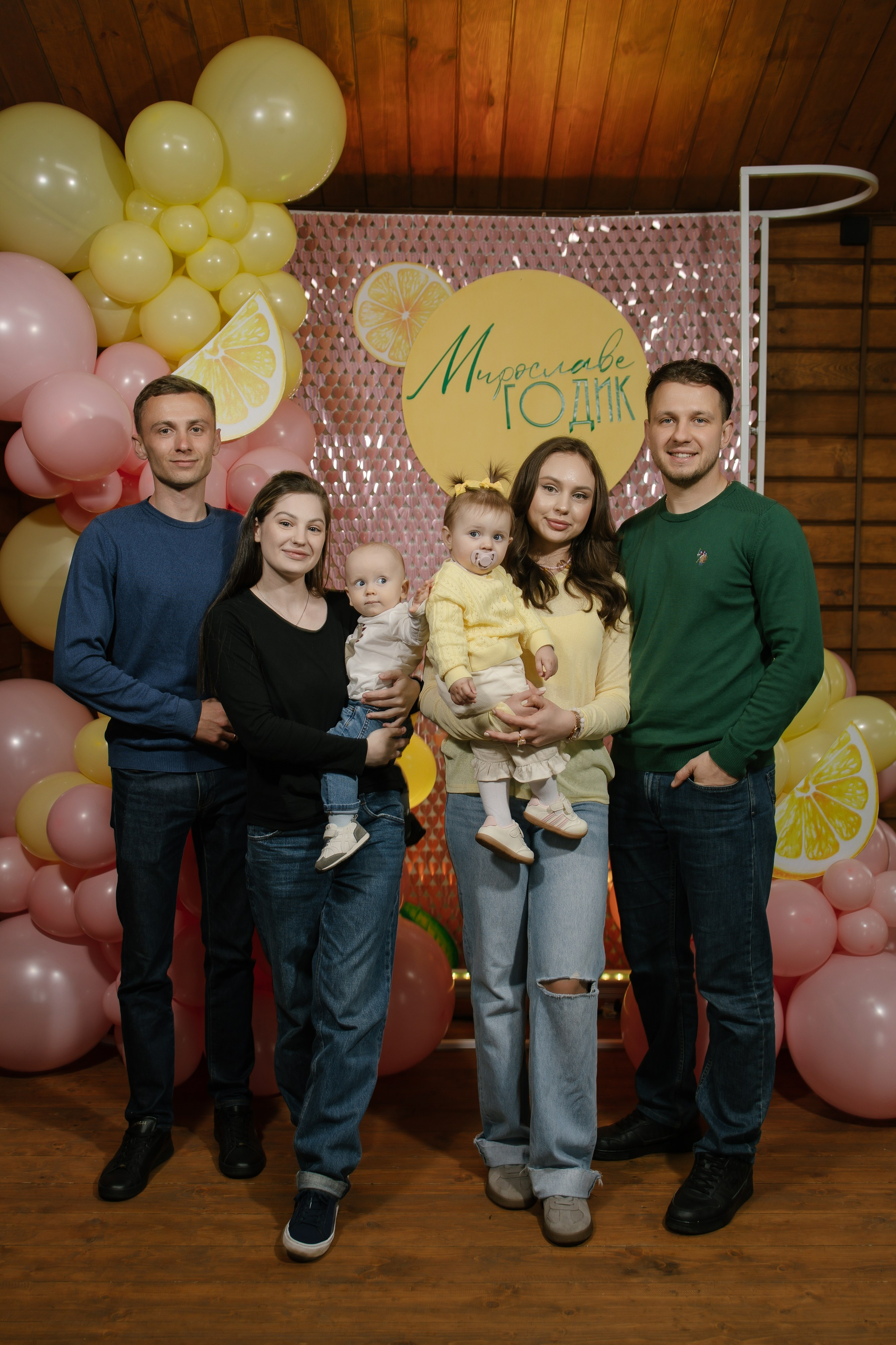 Мире 1 годик. Свадебный и семейный фотограф в Краснодаре/Геленджике/Сочи/Санкт-Петербурге