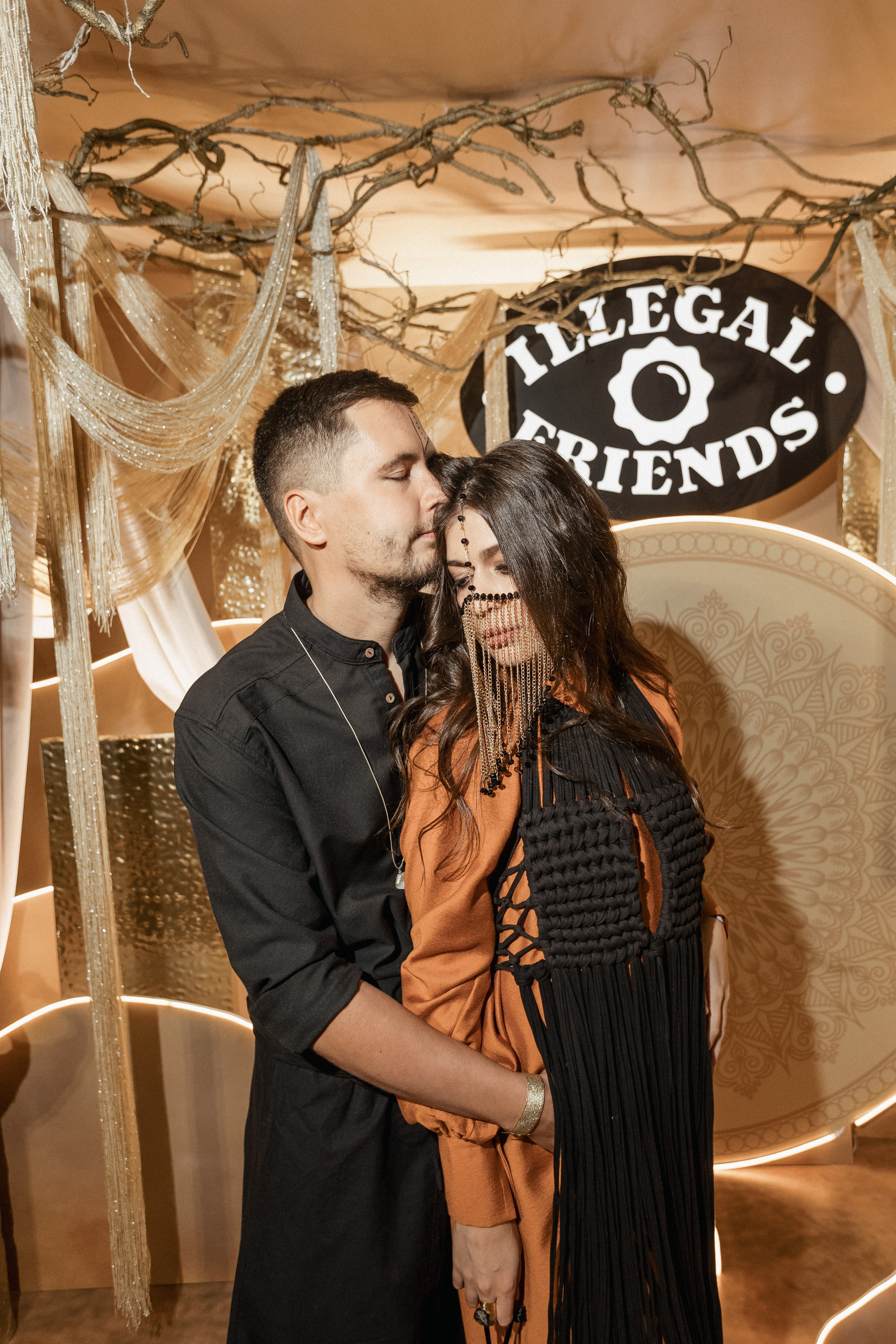 ILLEGAL FRIENDS — MIRAGE [PART I]. СВОИ. ФОТООТЧЕТЫ-СОБЫТИЯ-МЕСТА