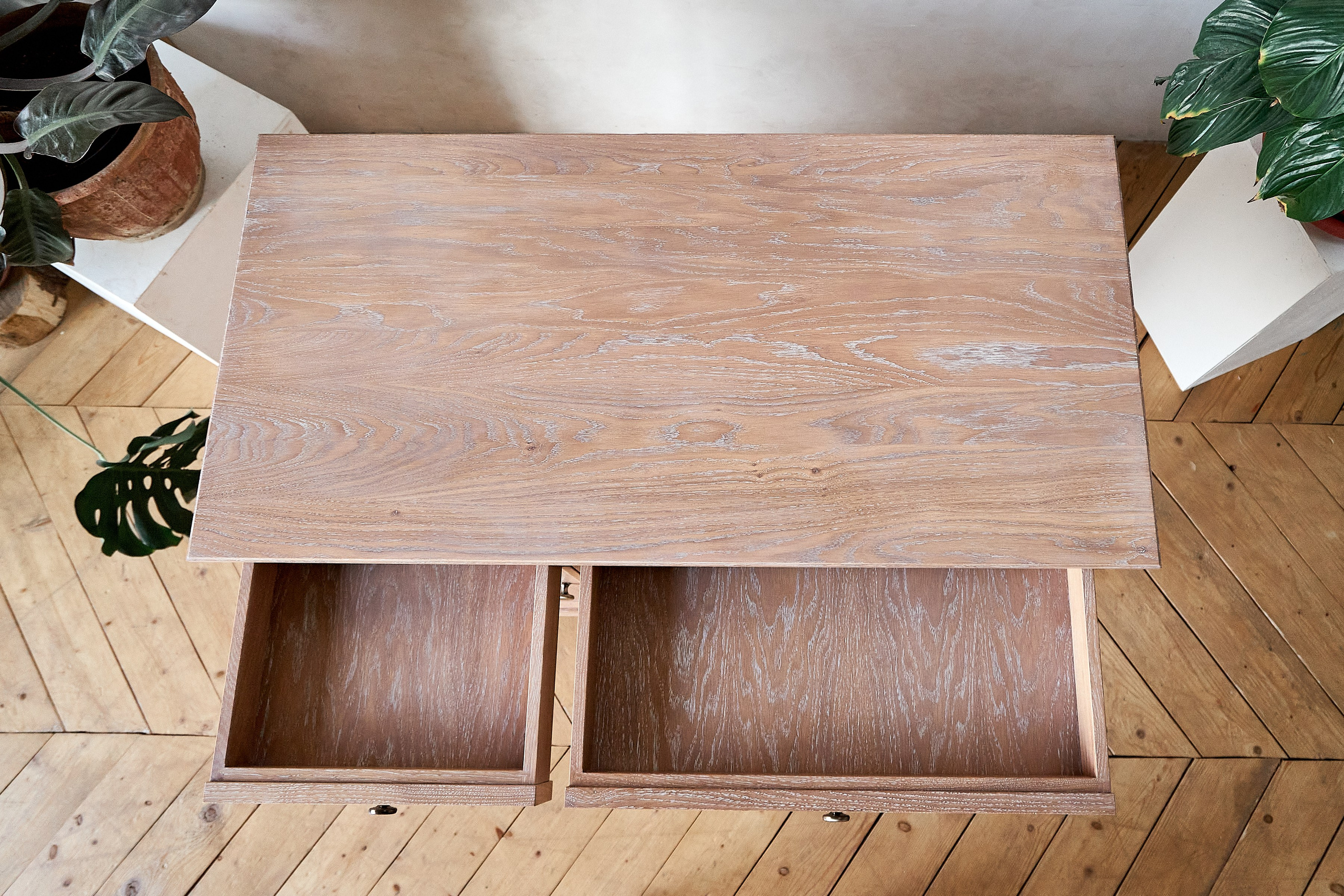 Мебель. Петр Ступень. Свадебное, семейное фото и видео. Москва. Краснодар