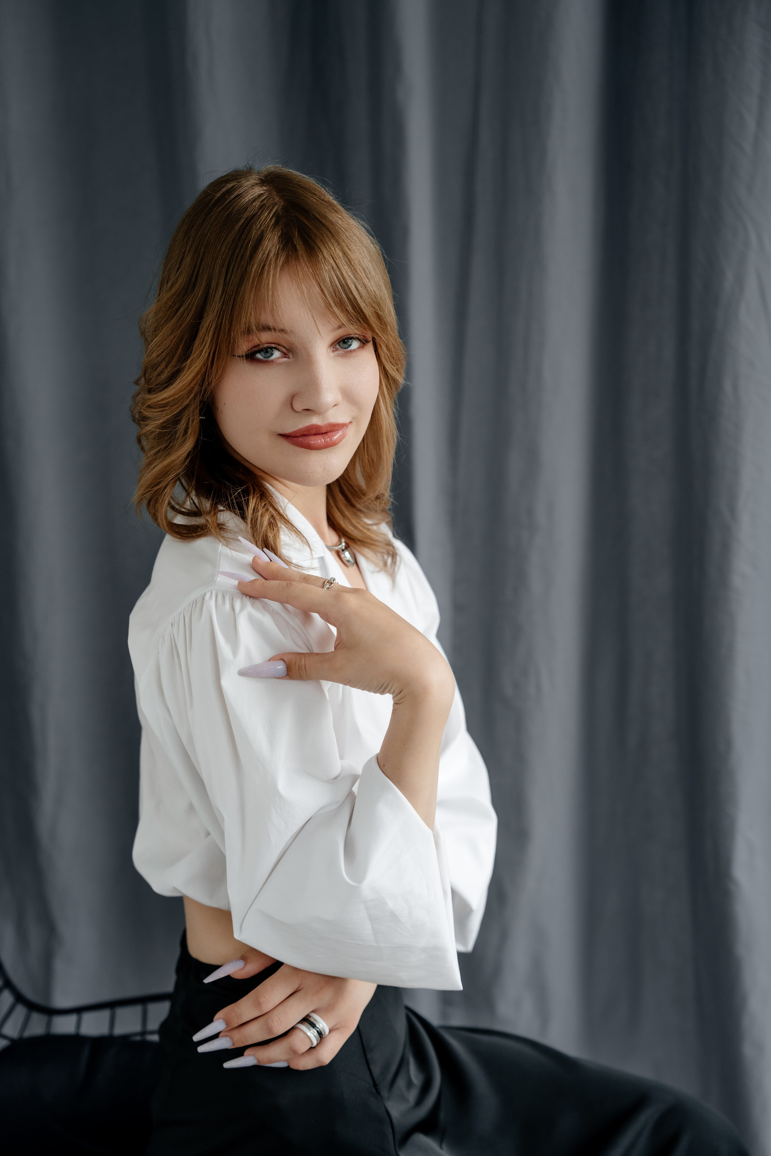 Портреты 9-11 класс — в студии. Выпускные альбомы