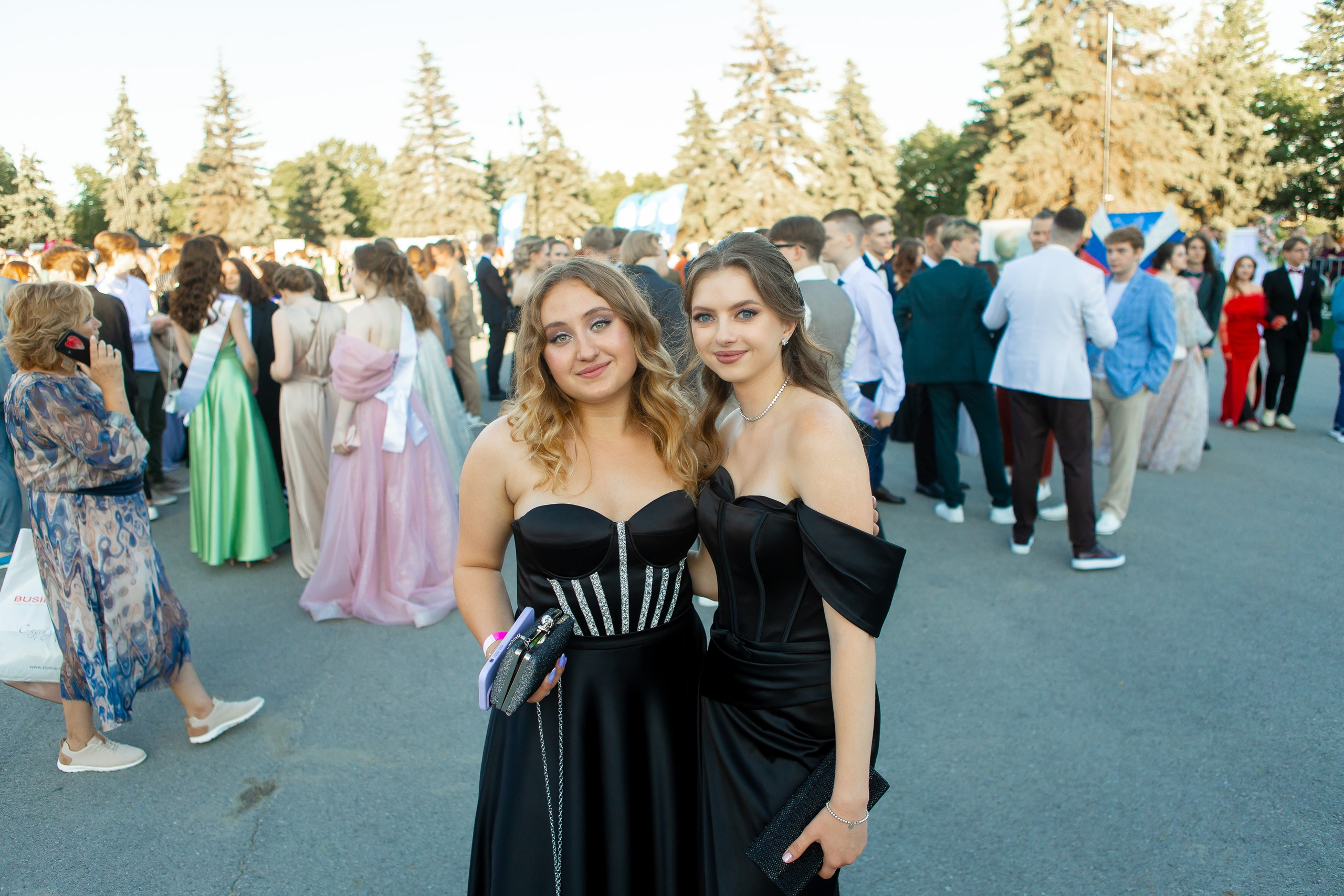 Выпускной Гимназия 12 2024 г. Свадебный и портретный Фотограф в Липецке Дмитрий Котюков