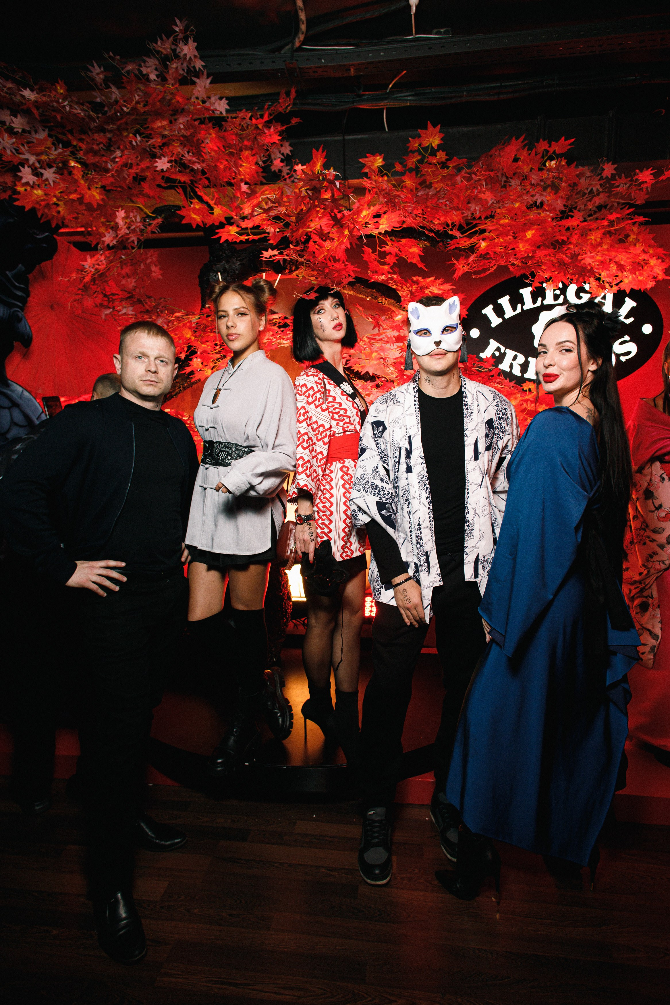 ILLEGAL FRIENDS | ASIA. СВОИ. ФОТООТЧЕТЫ-СОБЫТИЯ-МЕСТА