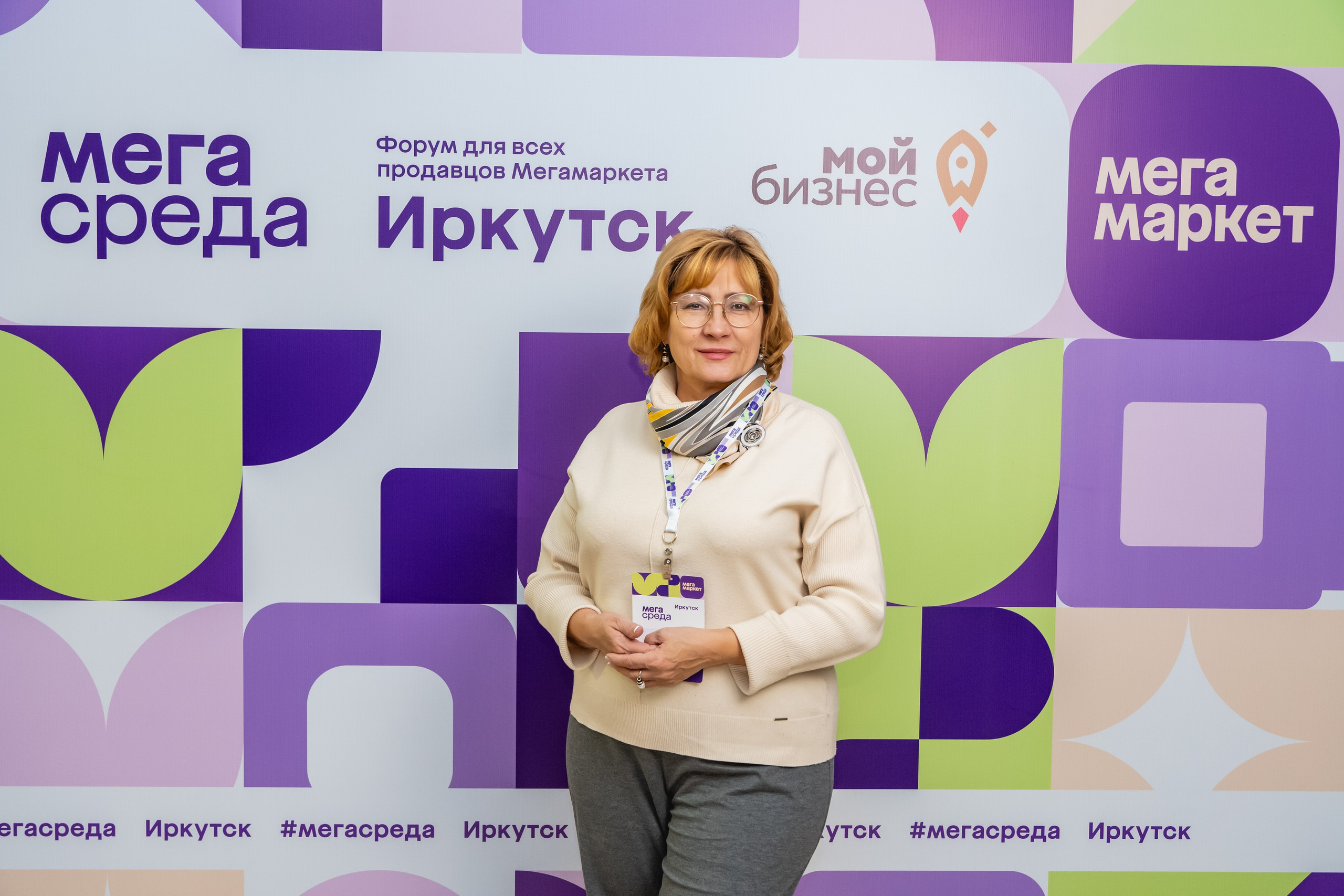 Мегасреда. Занимаюсь профессиональной фотографией и живу рядом с Байкалом. Работаю в разных жанрах