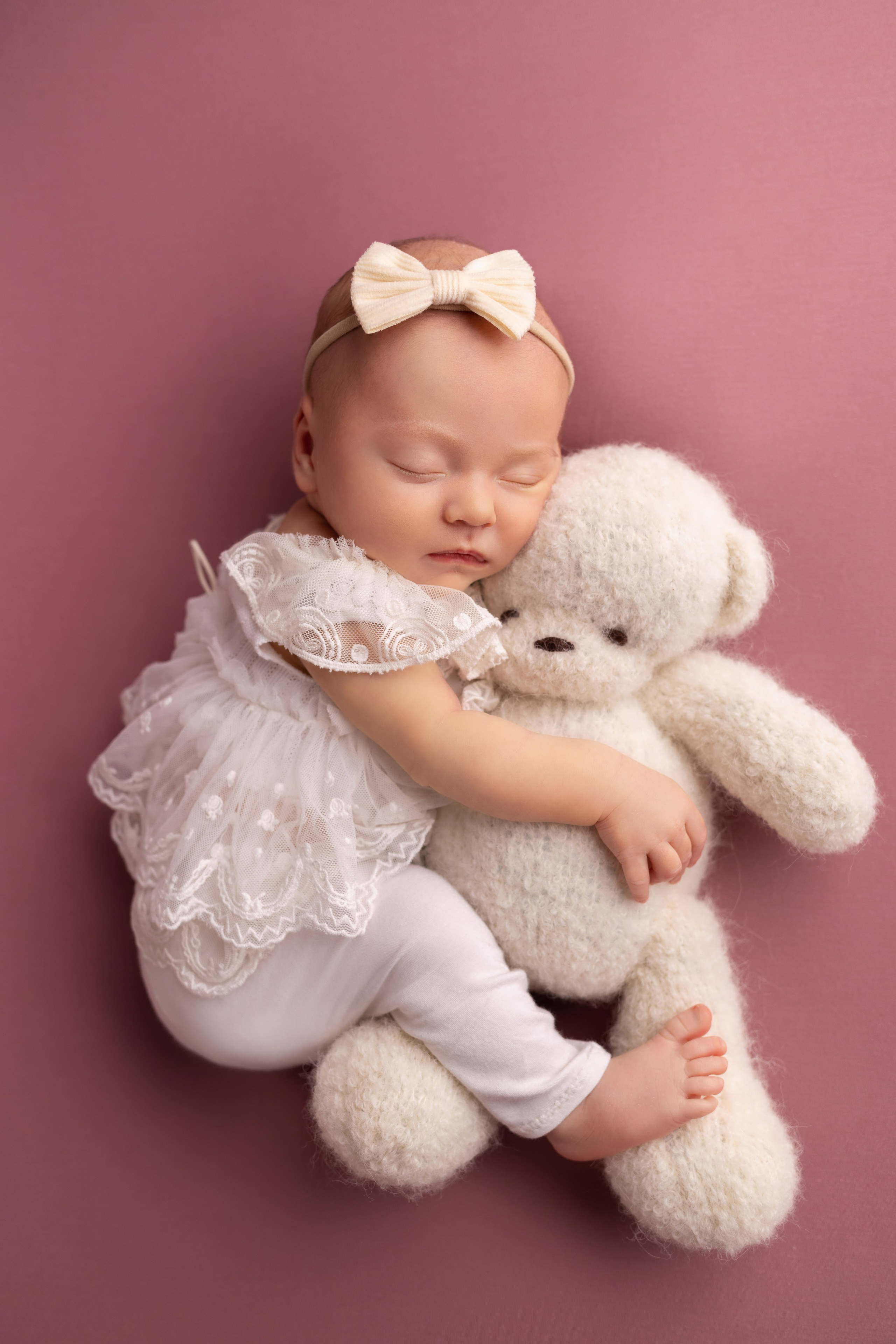 Классическая фотосессия малыша. Фотограф новорожденных малышей в Омске и Омской области Эльвира Камаева