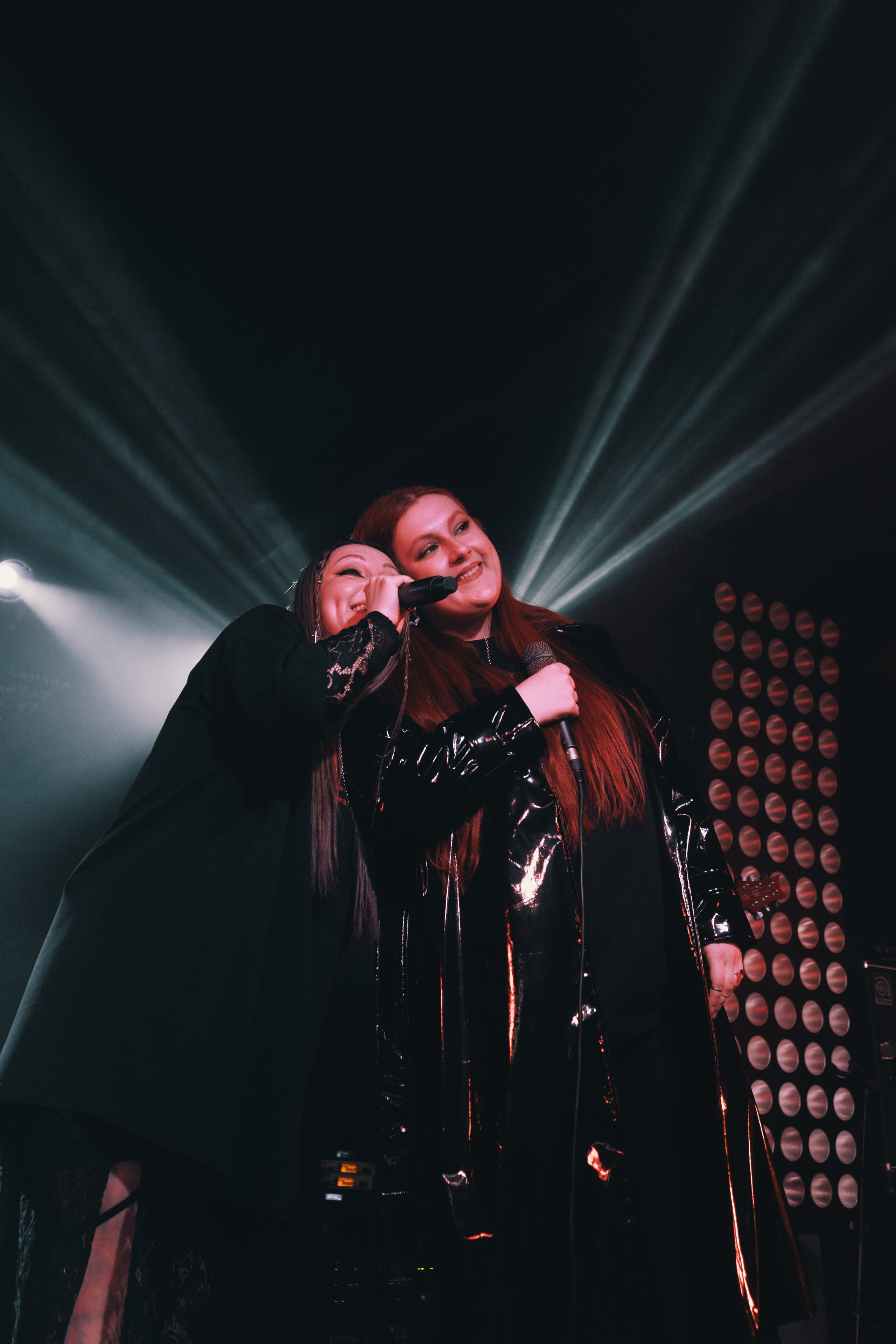 Аили. Первый сольный концерт в"Мумий Тролль Music Bar». Никита Скрипник — ТЕАТР В СТИЛЕ ФЭШН