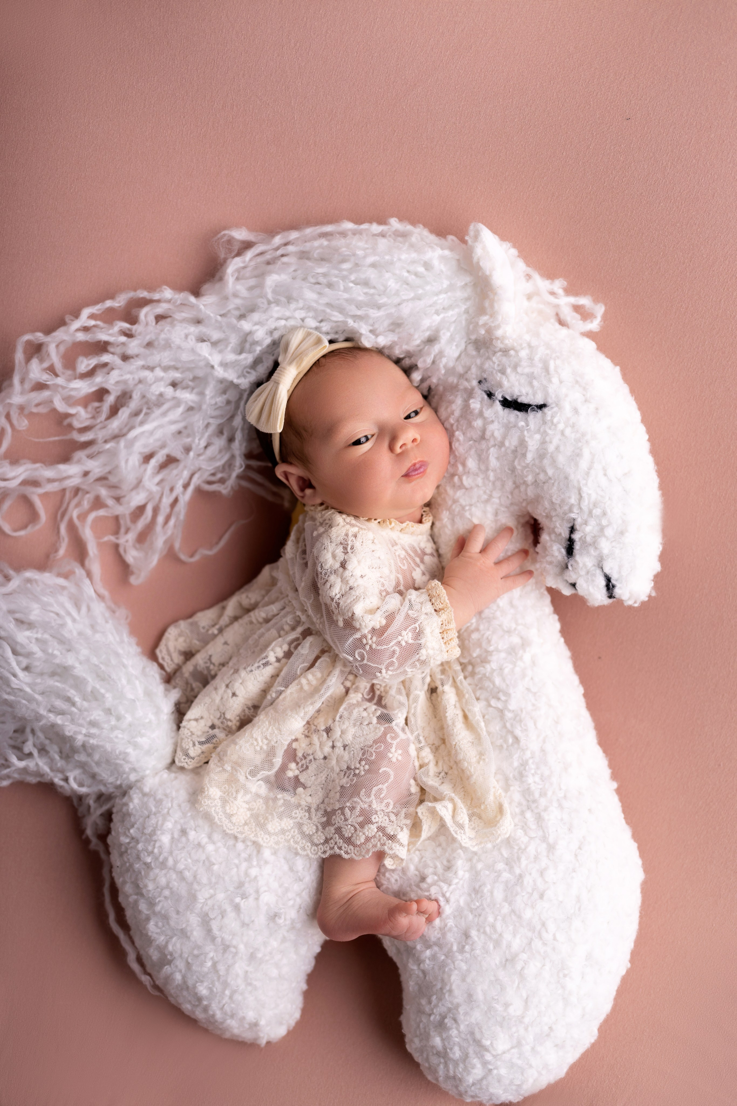 Классическая фотосессия малыша. Фотограф новорожденных малышей в Омске и Омской области Эльвира Камаева