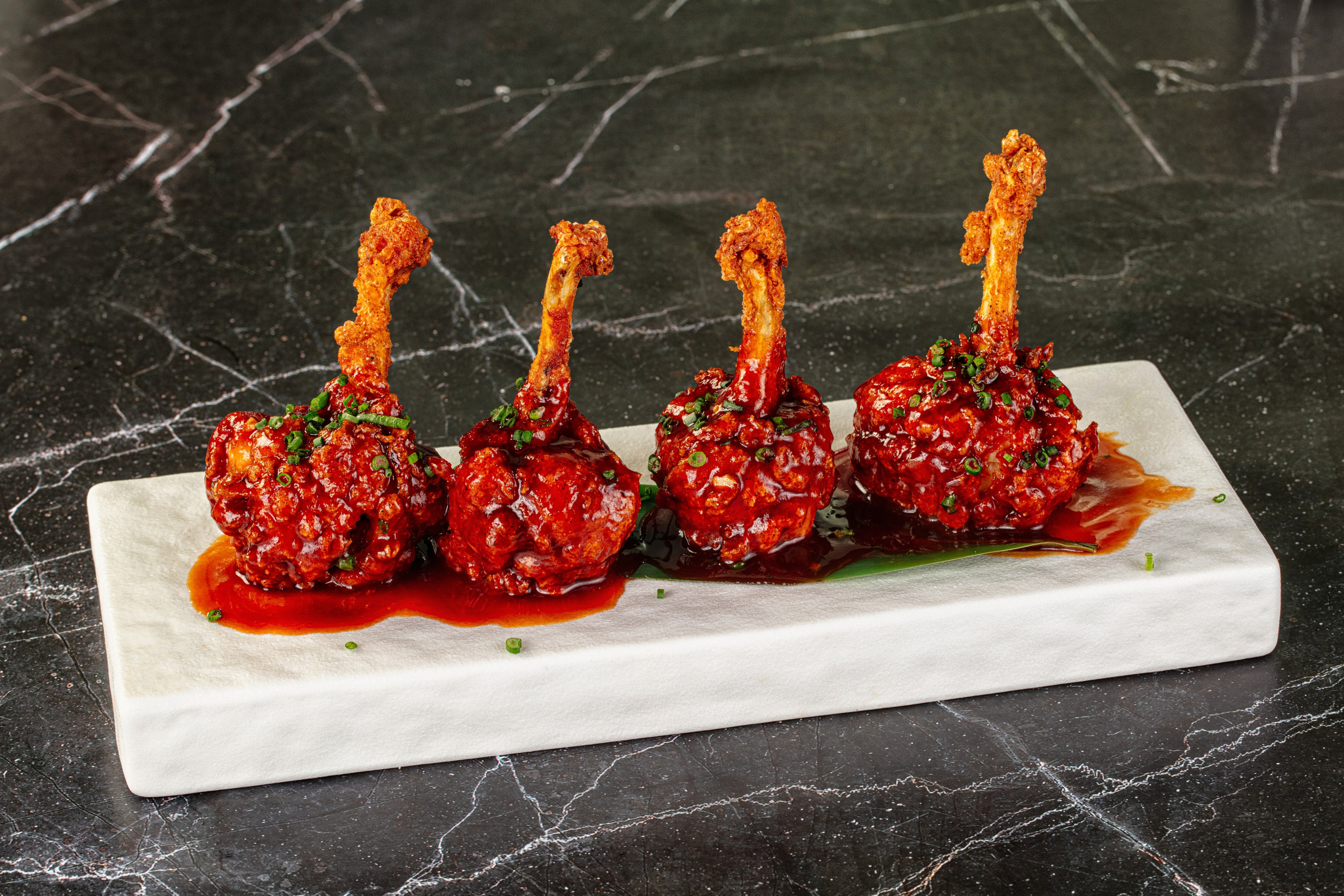 Фотосъемка блюд паназиатской кухни. Заказ по тел.: +7 (906) 006-90-22. Фуд-фотограф Андрей Старостин — съемка еды в Москве. 9000 руб. в час