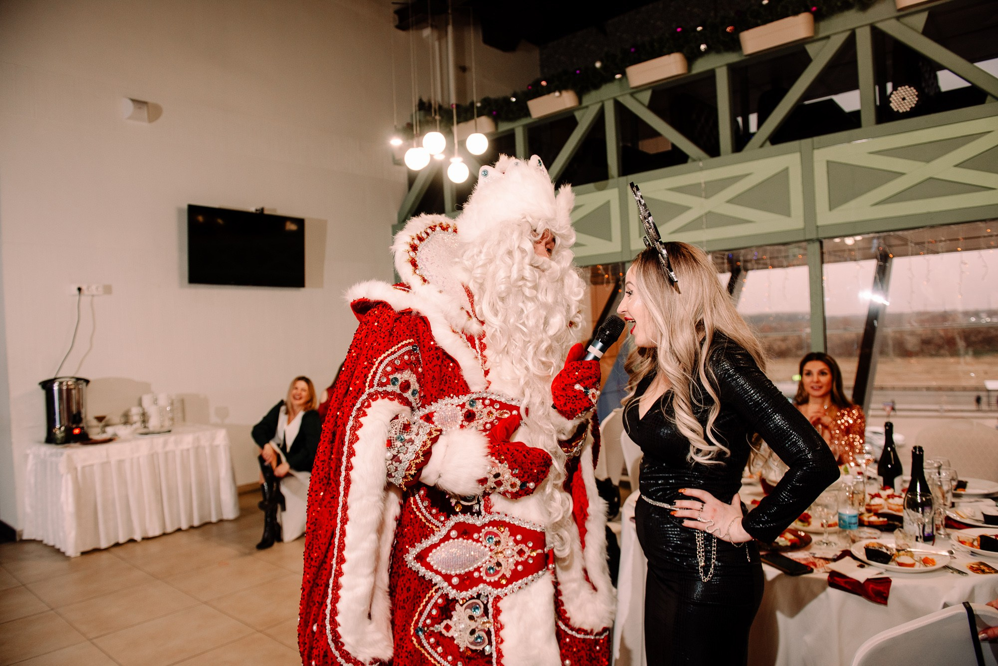 Новогодний завтрак в платьях. Семейный и свадебный фотограф в Рязани Лиза Голованова