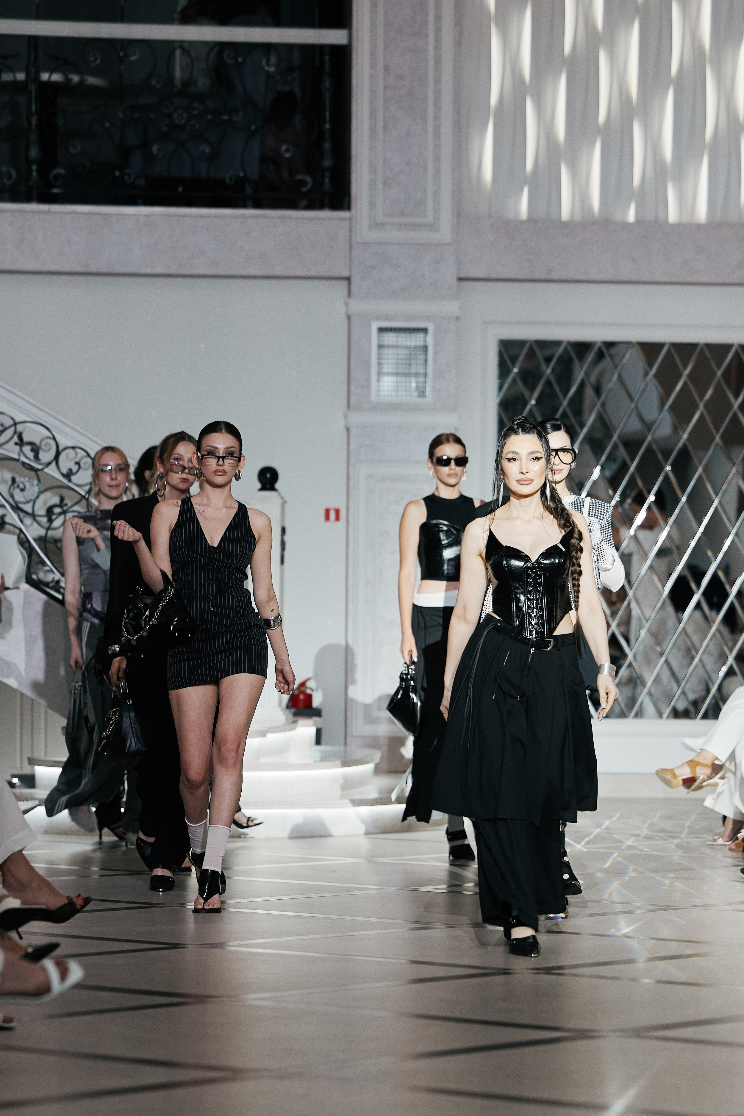 KRASNODAR FASHION WEEK 14.06. Свадебный репортажный фотограф краснодар максим дремов дрёмов фотосессия студия цена