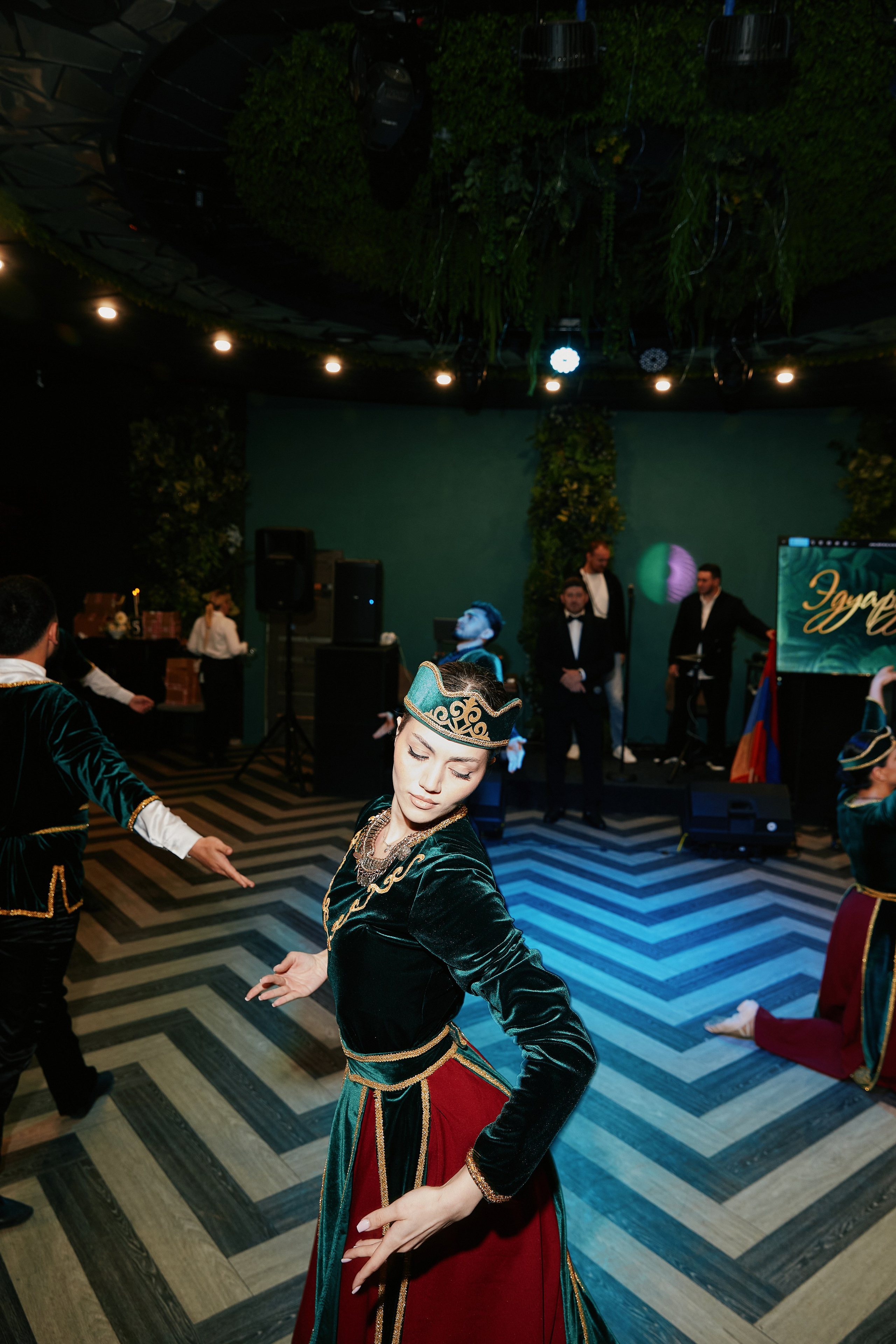 День рождения в Двин Холл 02.05. Свадебный репортажный фотограф краснодар максим дремов дрёмов фотосессия студия цена