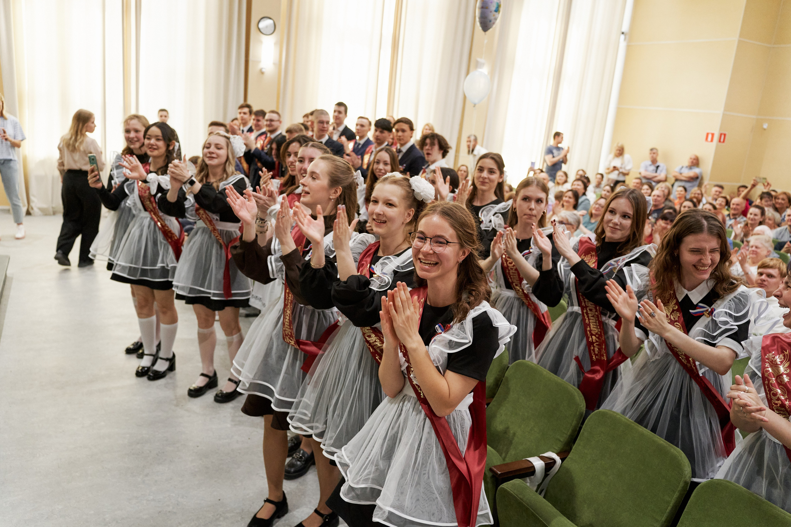 ПОСЛЕДНИЙ ЗВОНОК 2024. Свадебный фотограф в Москве и Подмосковье Виктор Одинцов