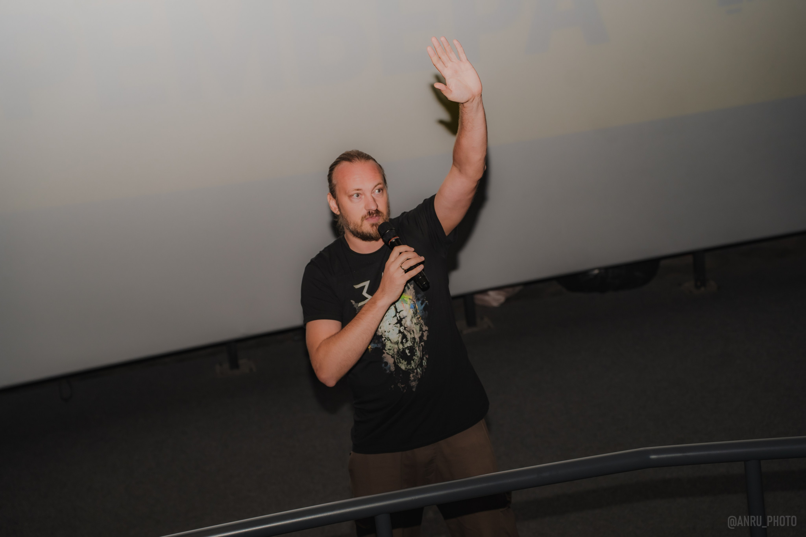 Предпоказ «Выход 8». Репортажный фотограф Анастасия Рубцова