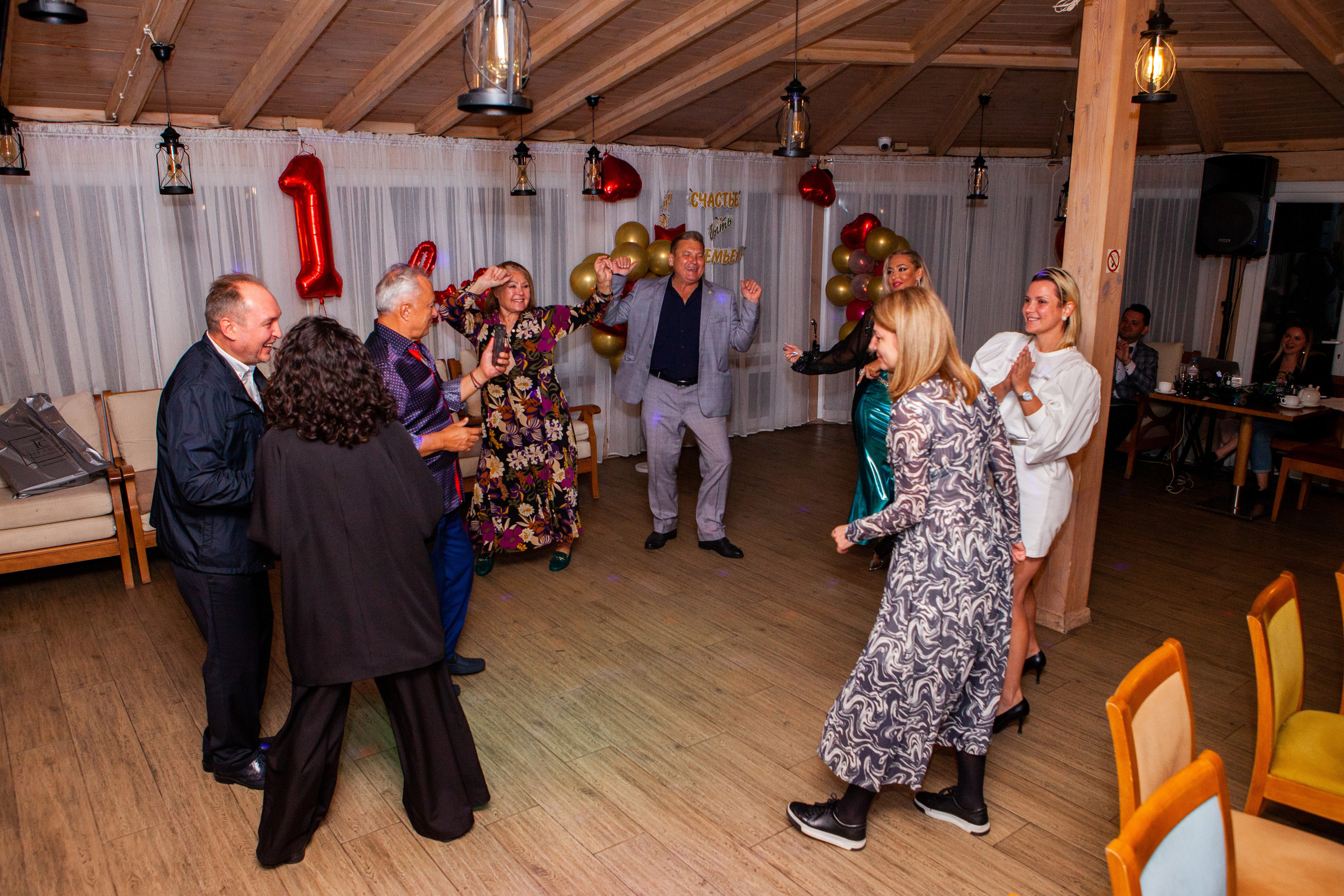 Геннадий и Жар-Птица. Репортажный, семейный, свадебный, портретный фотограф