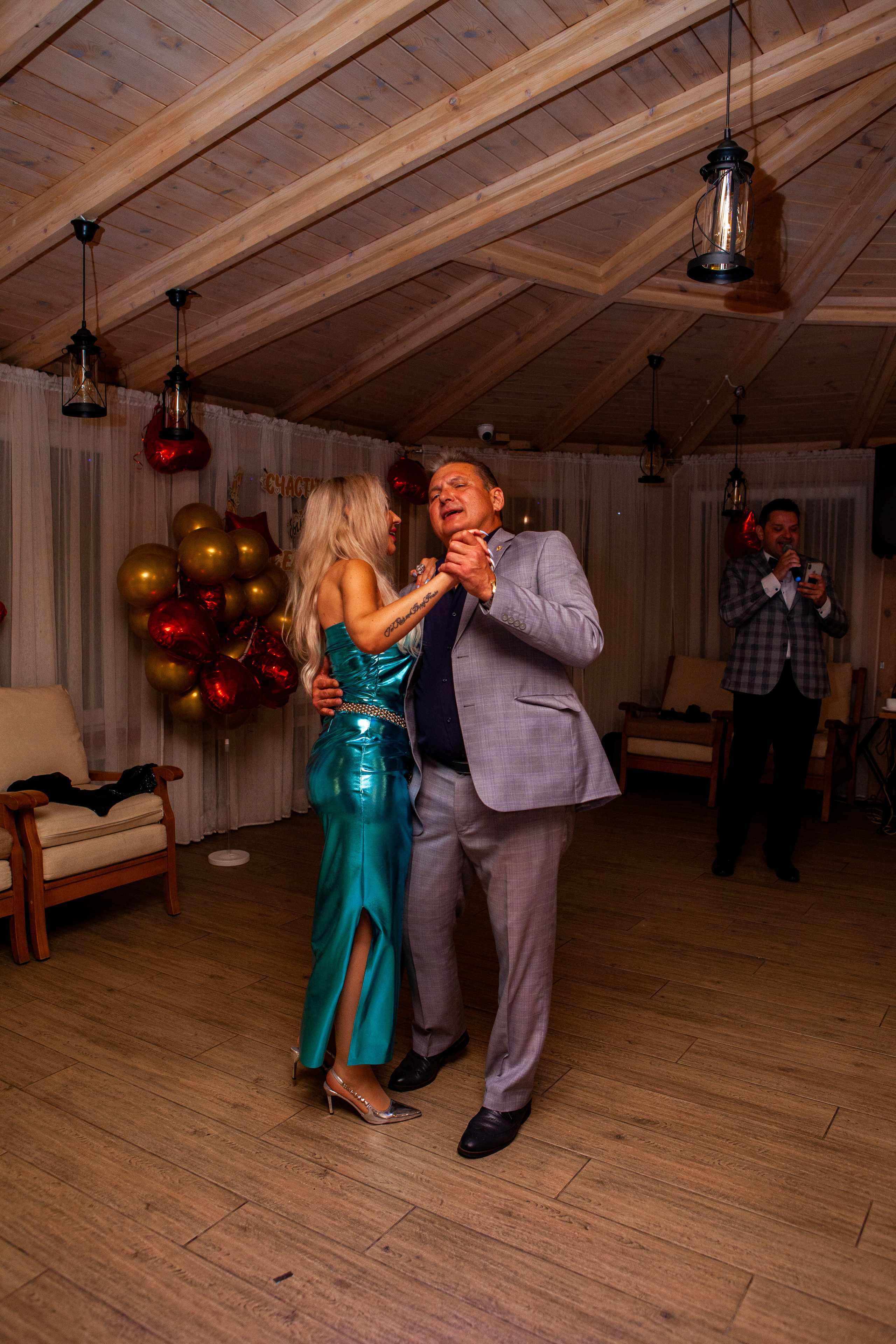 Геннадий и Жар-Птица. Репортажный, семейный, свадебный, портретный фотограф