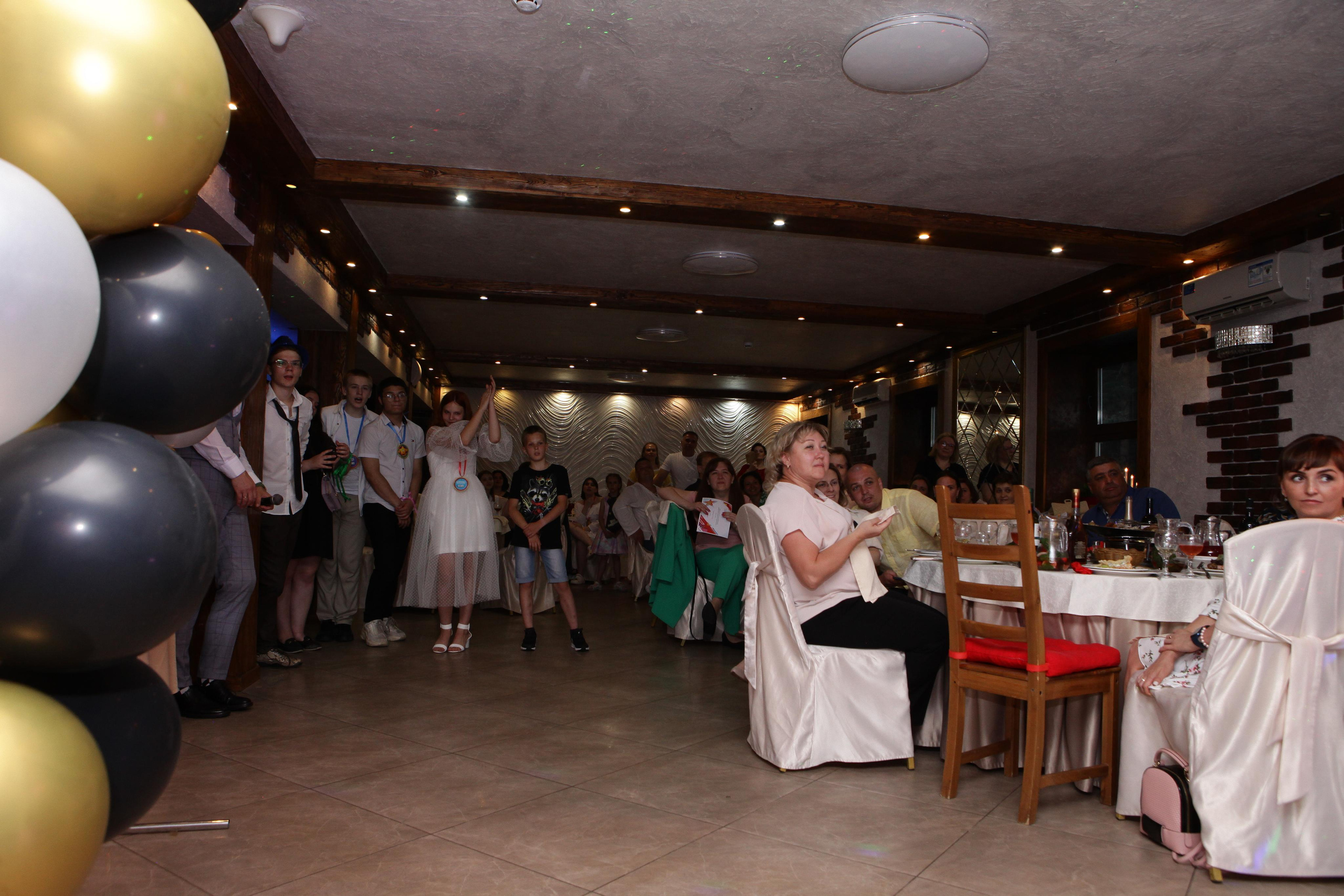 Выпускной вечер 9В класс. Репортажный, семейный, свадебный, портретный фотограф