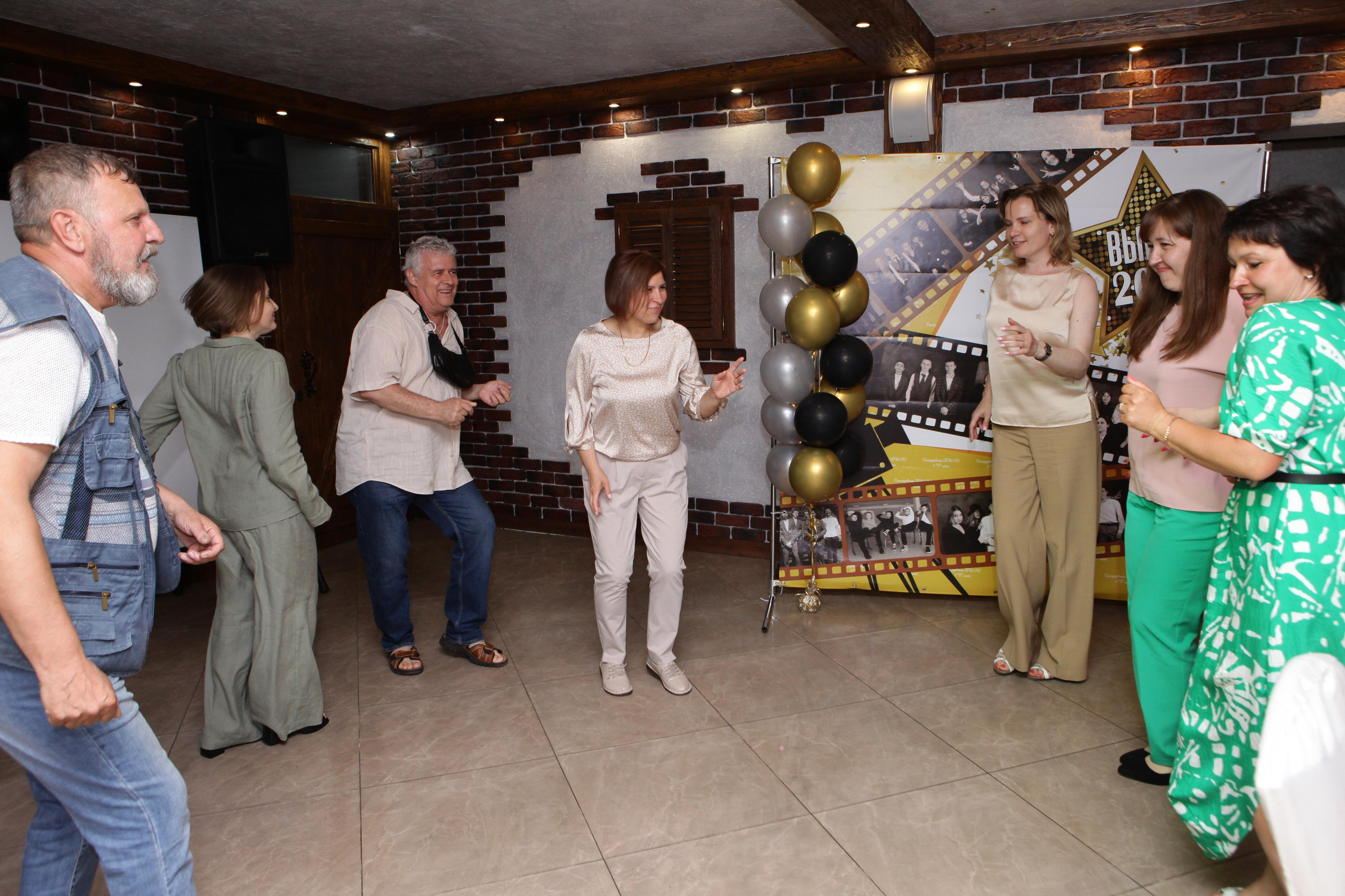 Выпускной вечер 9В класс. Репортажный, семейный, свадебный, портретный фотограф