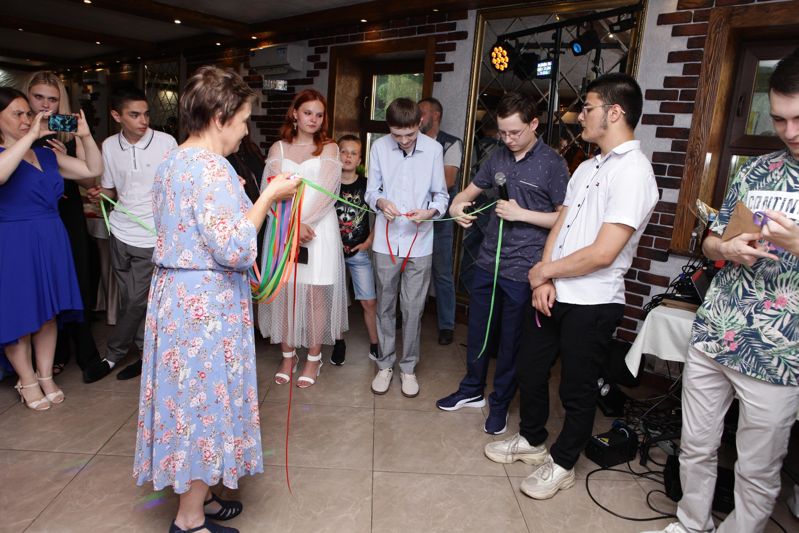 Выпускной вечер 9В класс. Репортажный, семейный, свадебный, портретный фотограф