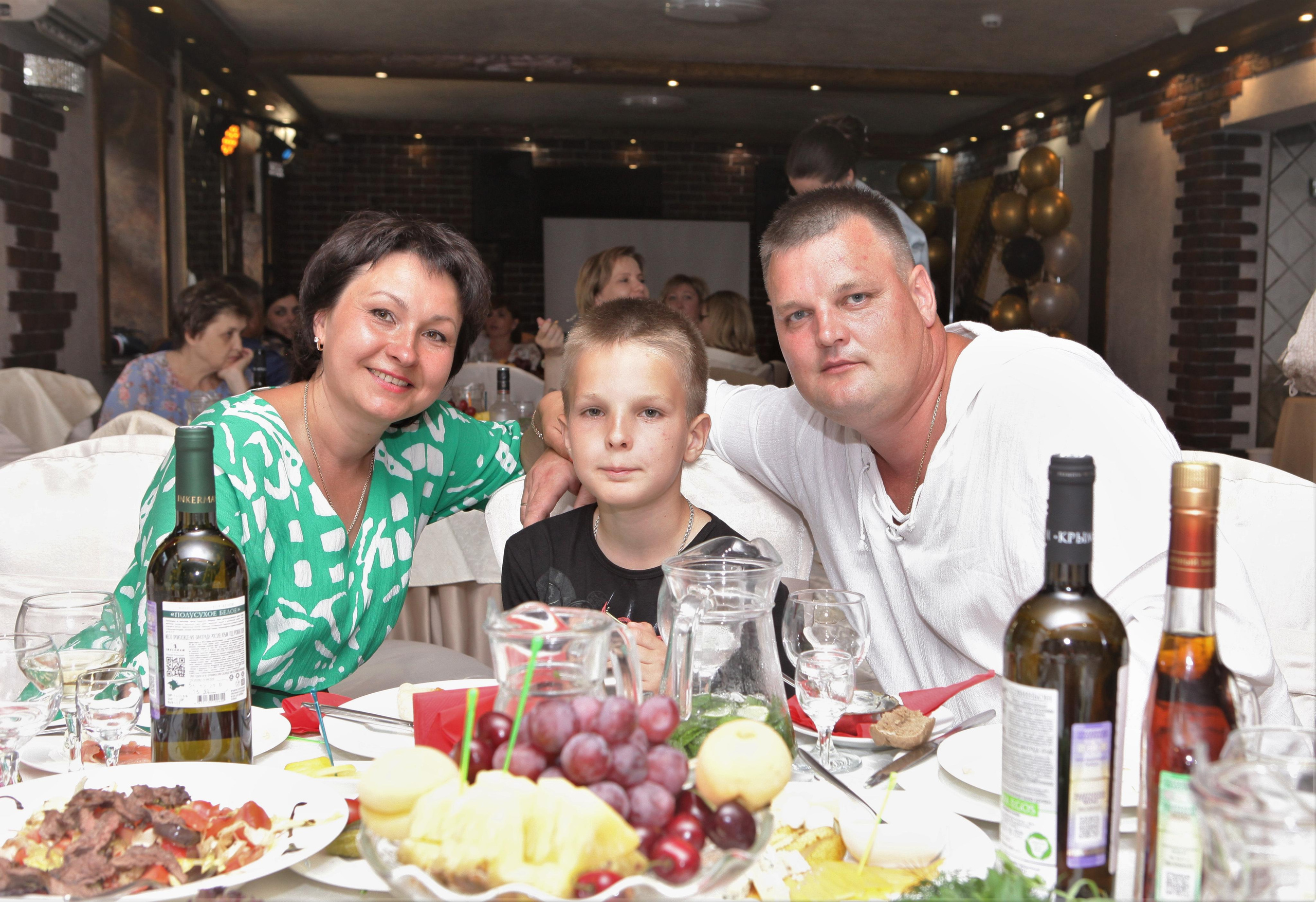 Выпускной вечер 9В класс. Репортажный, семейный, свадебный, портретный фотограф