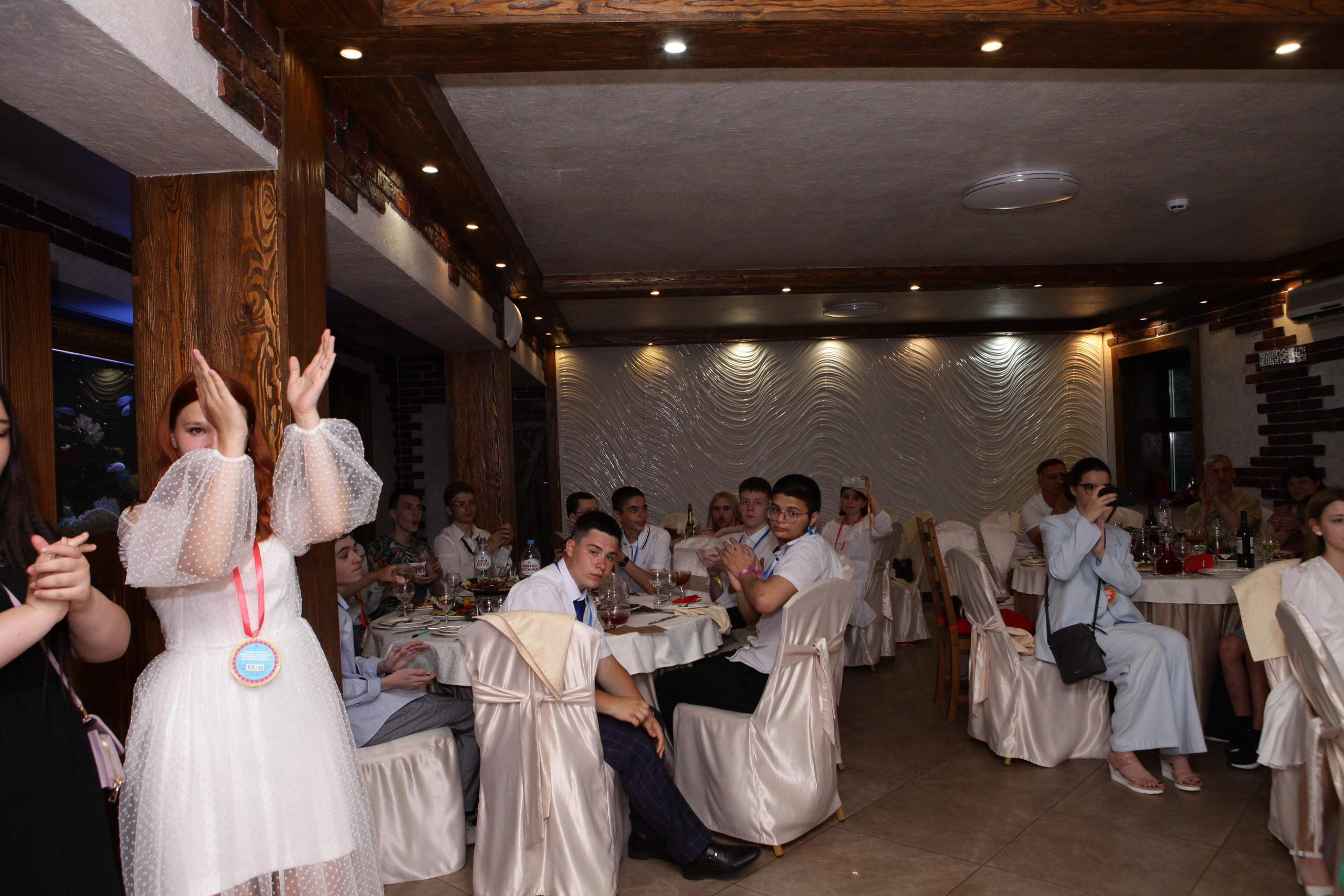 Выпускной вечер 9В класс. Репортажный, семейный, свадебный, портретный фотограф