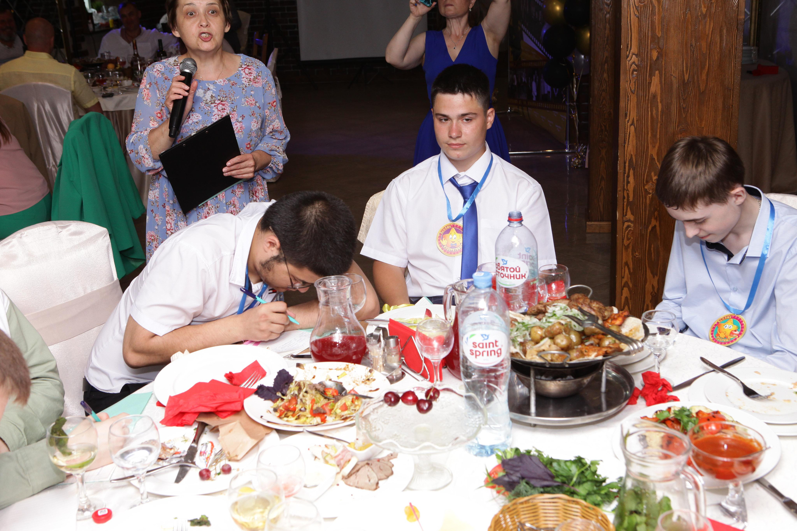 Выпускной вечер 9В класс. Репортажный, семейный, свадебный, портретный фотограф