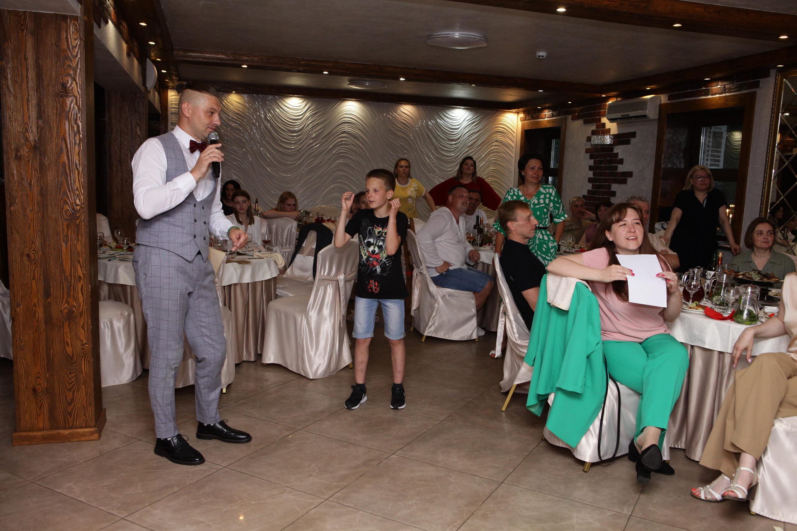 Выпускной вечер 9В класс. Репортажный, семейный, свадебный, портретный фотограф