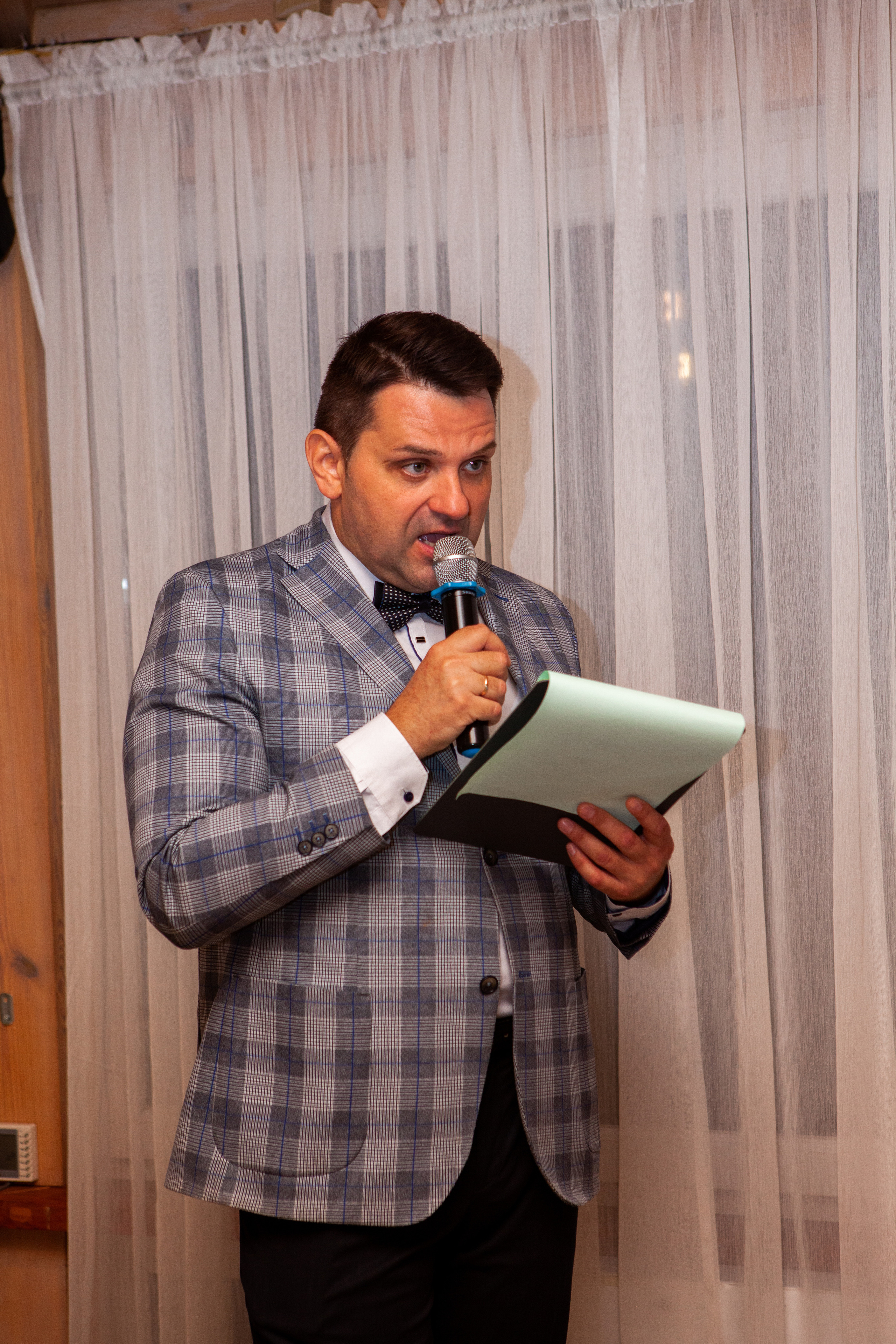 Геннадий и Жар-Птица. Репортажный, семейный, свадебный, портретный фотограф