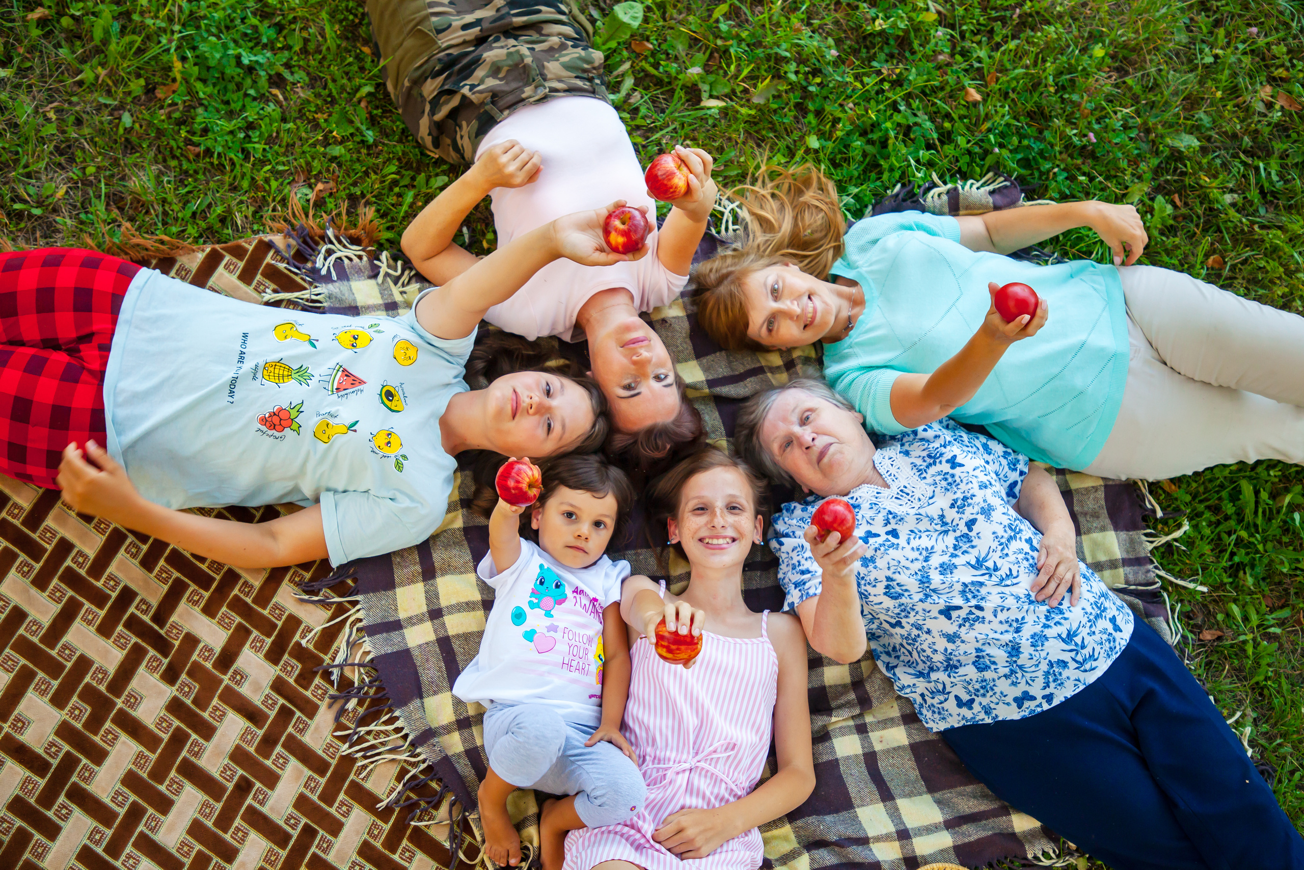 Семейная съёмка в ботаническом саду. Фотограф в Новосибирске Сергей Белов