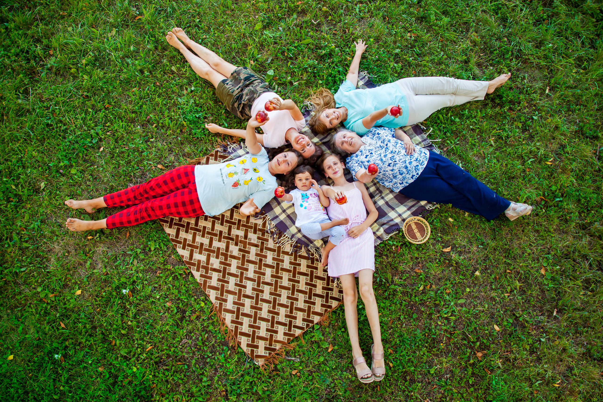 Семейная съёмка в ботаническом саду. Фотограф в Новосибирске Сергей Белов