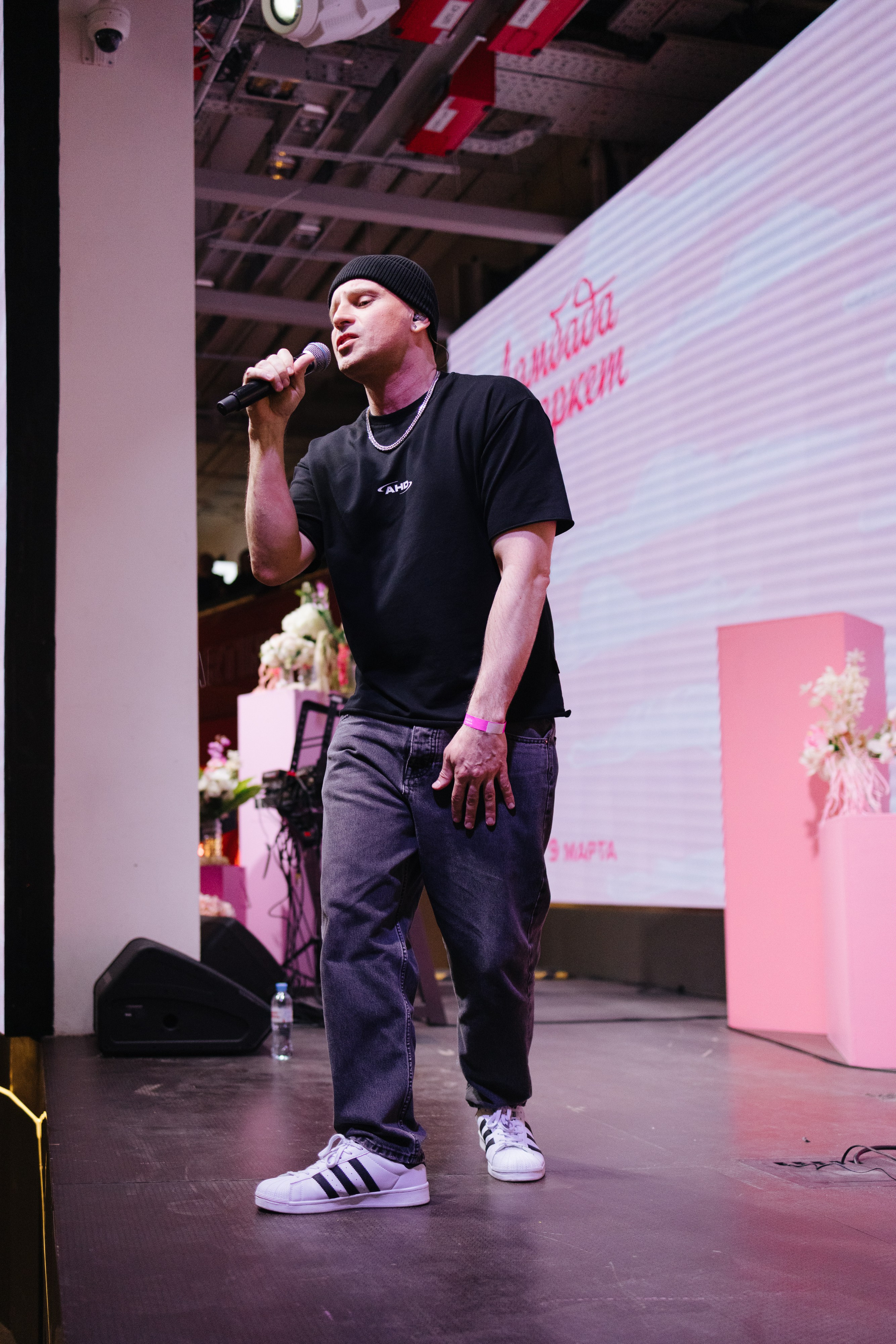 7–8 марта 2025 в пространстве «Три вокзала. Депо» / День 2 / фото Валерий Белобеев. Фотоотчеты «Ламбада-маркета»