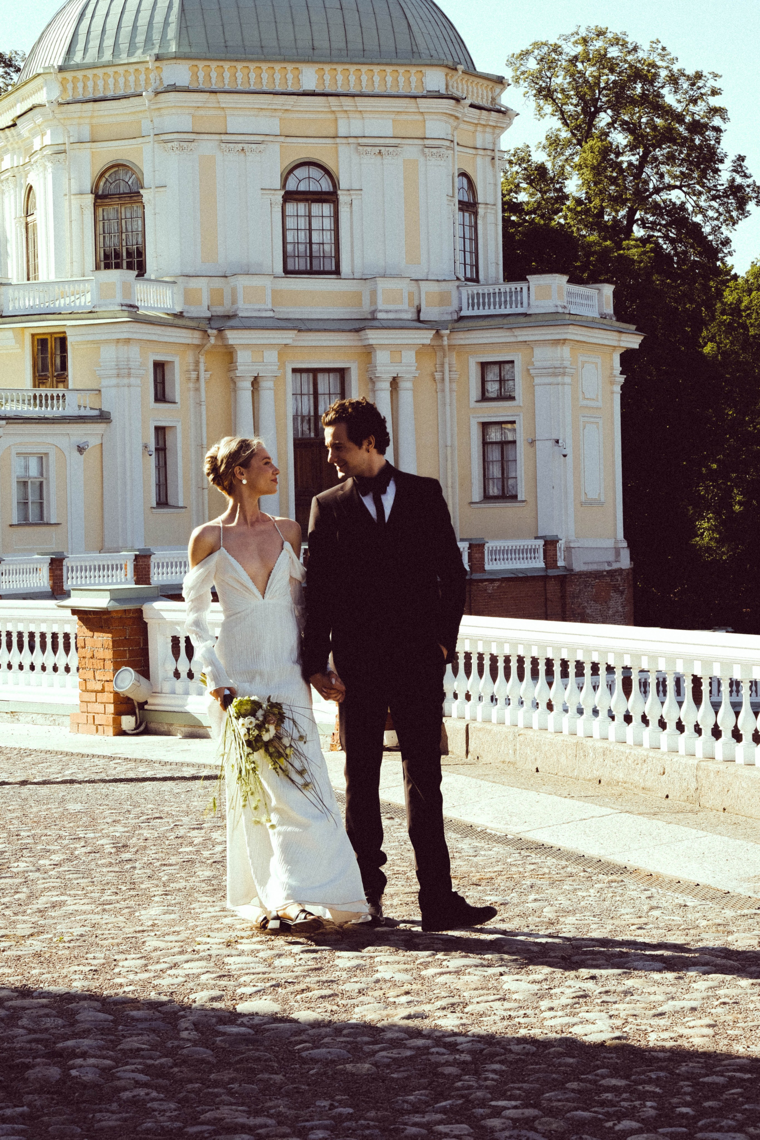 СВАДЕБНАЯ СЬЕМКА В ПАРКЕ ОРАНИЕНБАУМ. Профессиональный фотограф, Санкт-Петербург — Виктория Богомолова