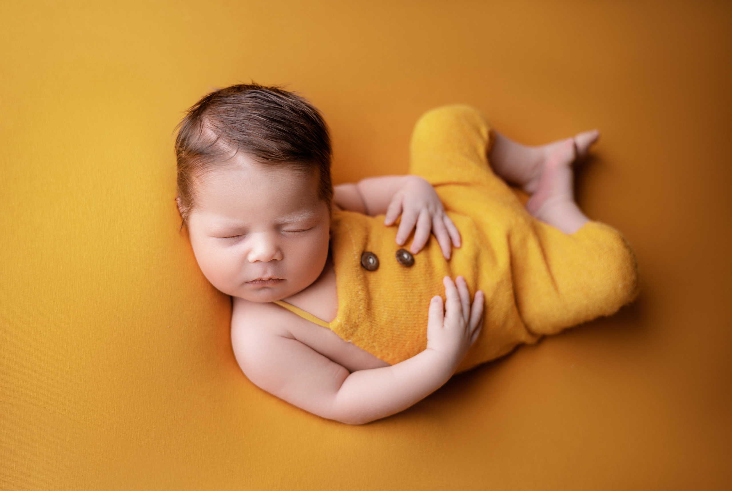 Александр. Евгения Горбунова фотограф новорожденных в Новом Уренгое