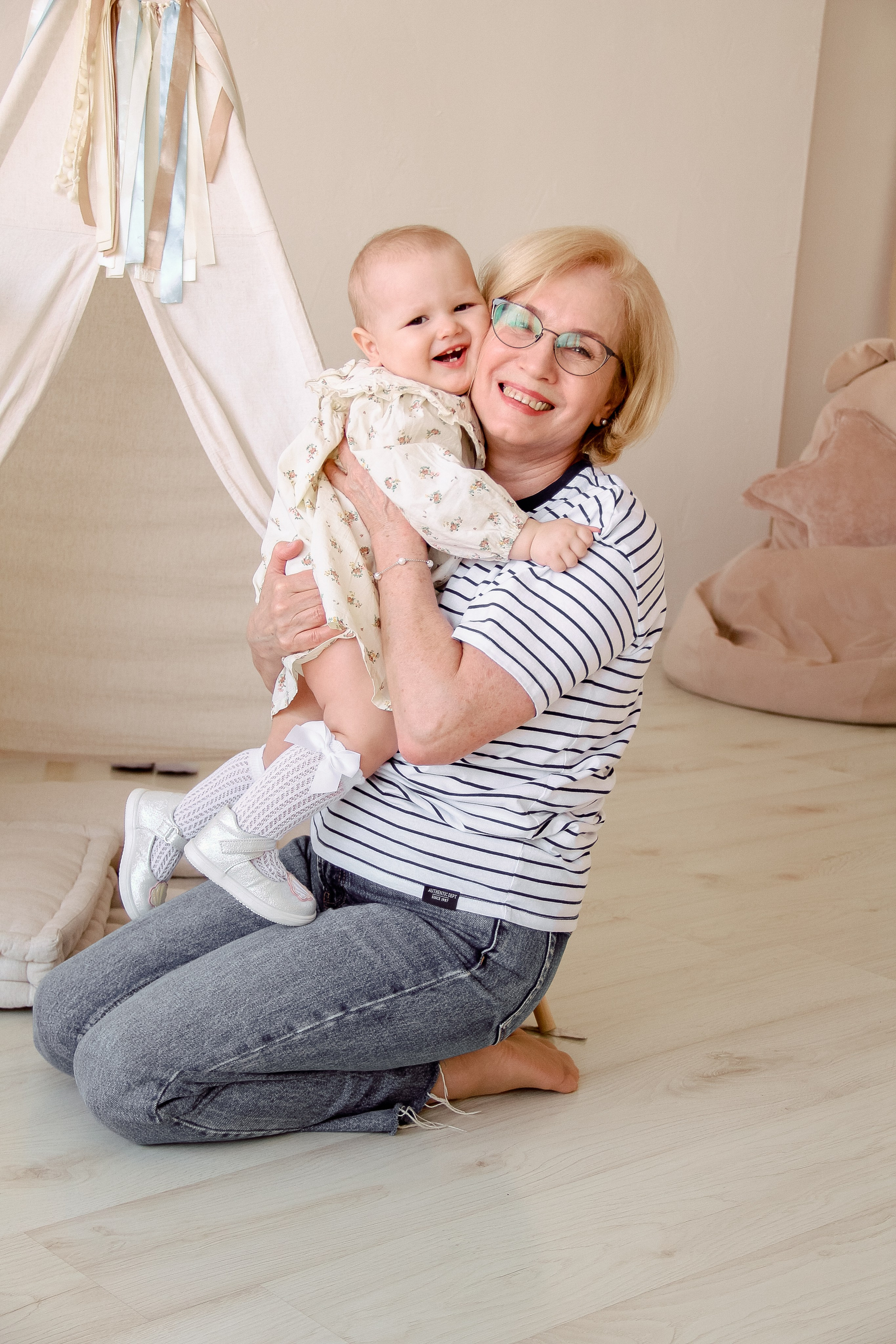 Семейная история Анастасии и Владимира. Семейный фотодуэт Ирина и Николай Власьевы. Фотосессии в Новосибирске