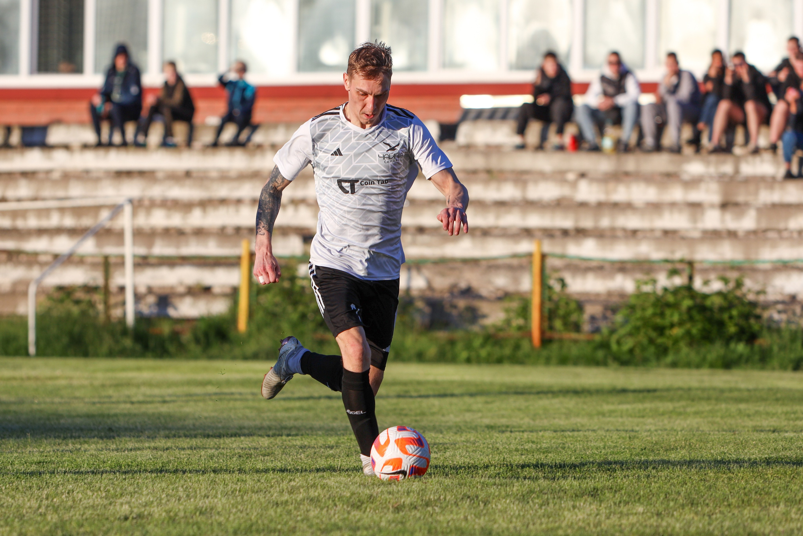 Чайка — Торпедо. Взрослое первенство города по футболу. Спортивный фотограф в Самаре