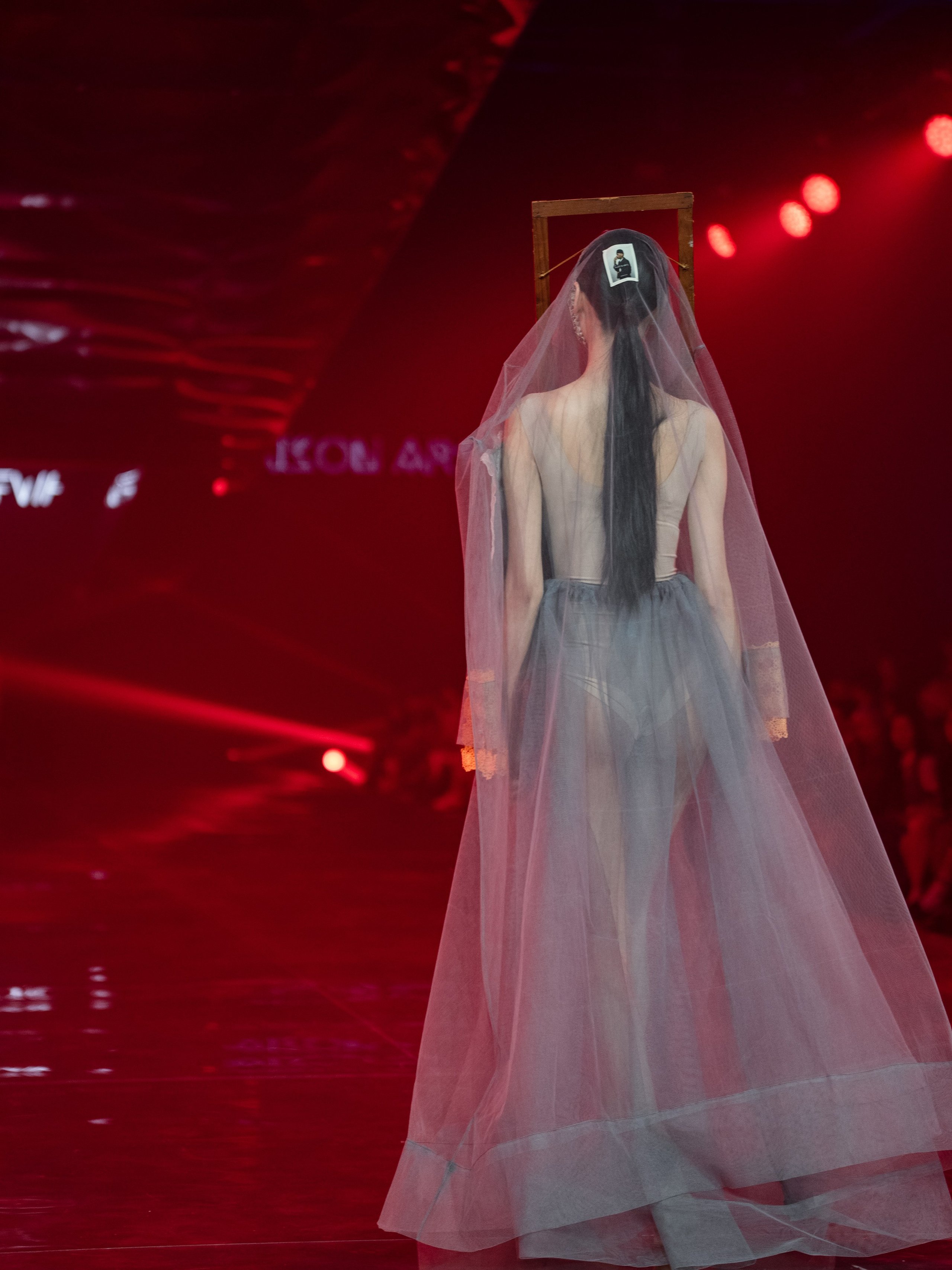 Visa Fashion week Maison Artc. Сайт Алматинского НЮ АРТ, будуар и фэшн фотографа Дениса Карпенко