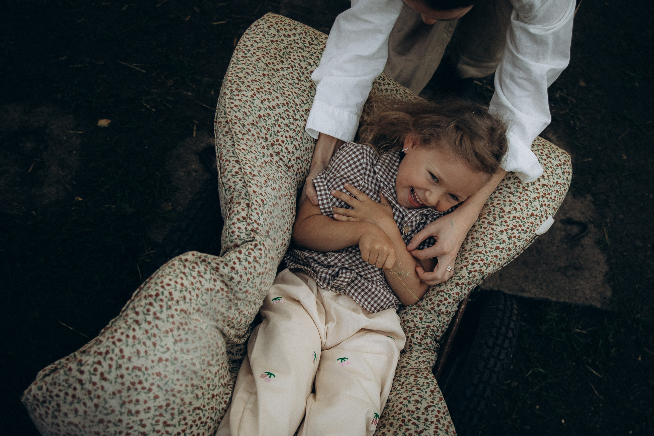 Вечер в саду. Фотограф  Челябинск Варвара Шарапова