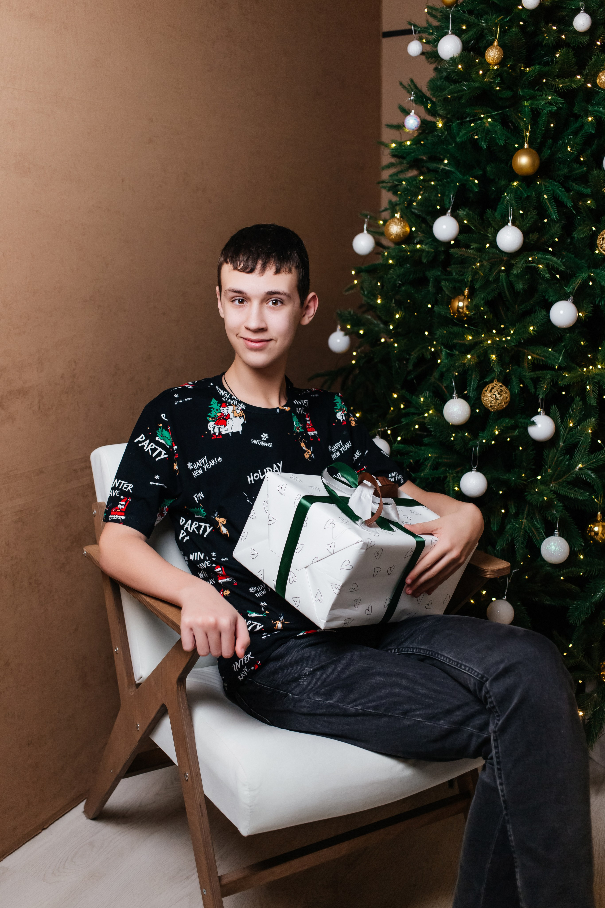 Настюша семейная Новый год. Женский фотограф в Оренбурге Ирина Заводчикова