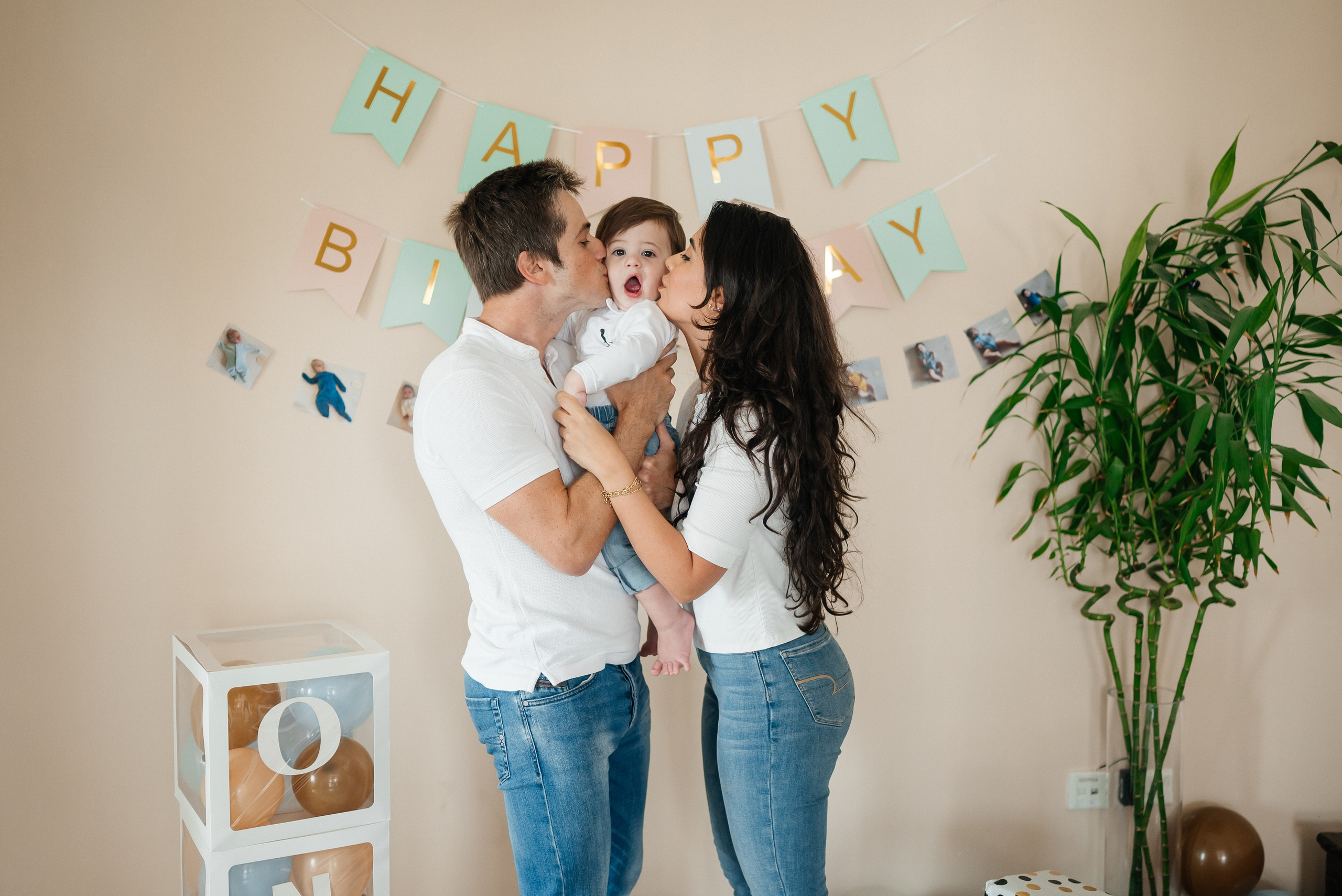 First Birthday. Wedding and family photographer in Dubai Vasilii Albul