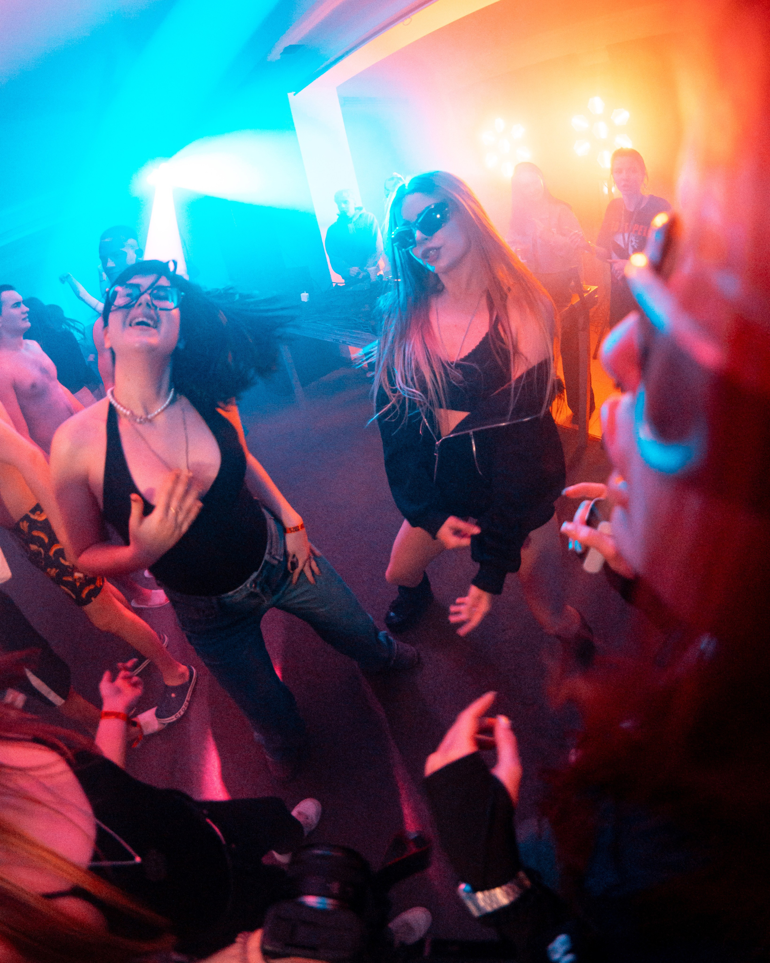 ZHARA TOUR DOMBAY | 2025 | PART1. ZHARA CREW